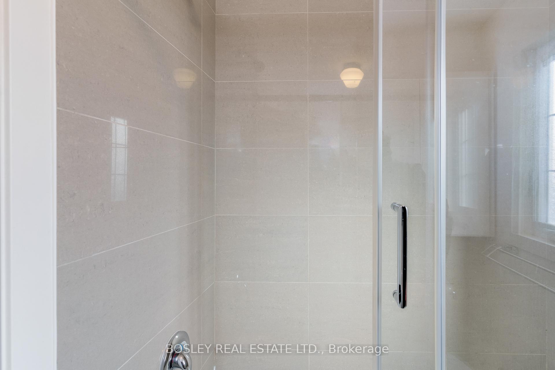 Photo 16 of Unit 5, 308 S Kingsway Road, Toronto, High Park-Swansea — HOMEH