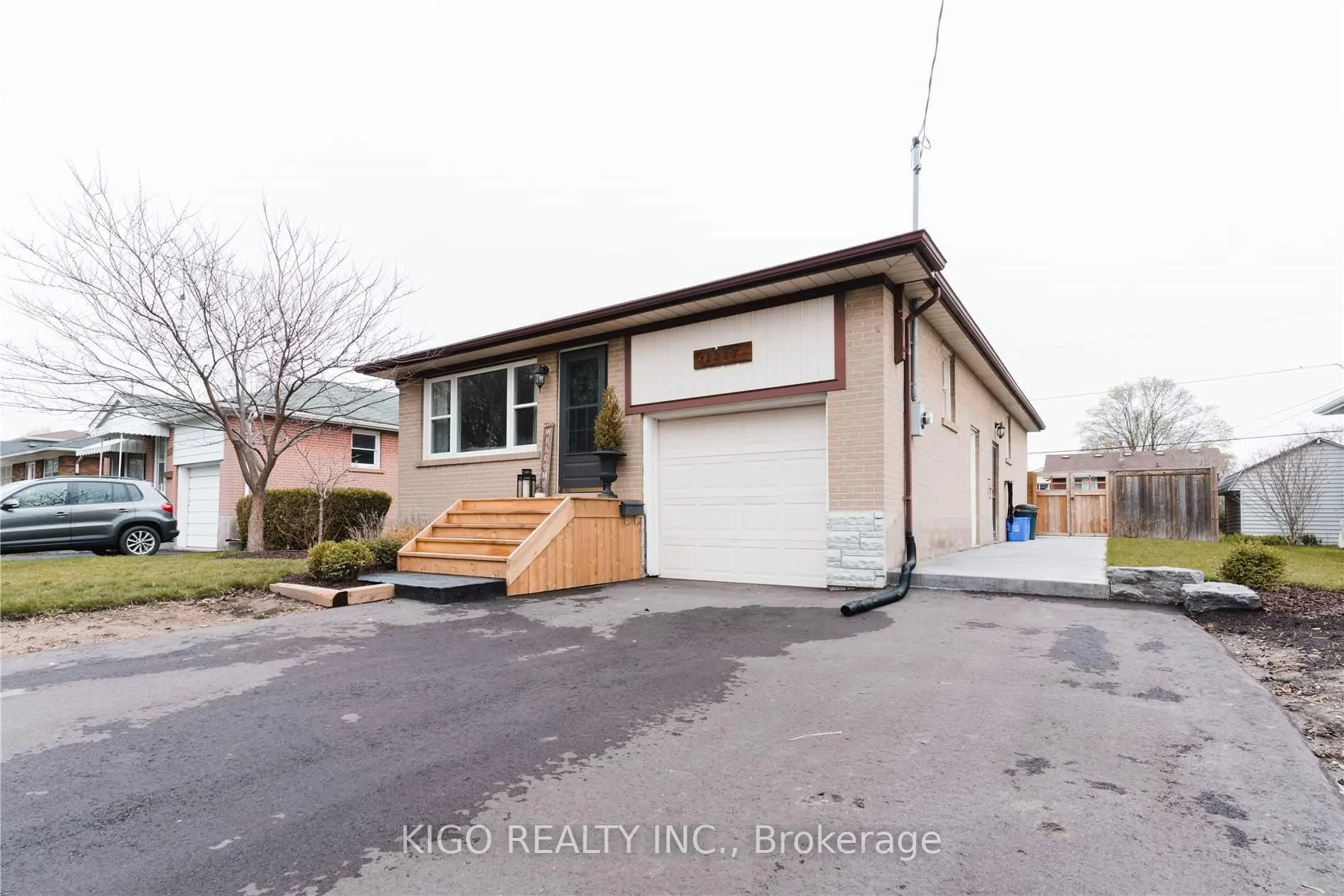 Photo 1 of Unit Upper, 1227 Homewood Drive, Burlington, Mountainside — HOMEH