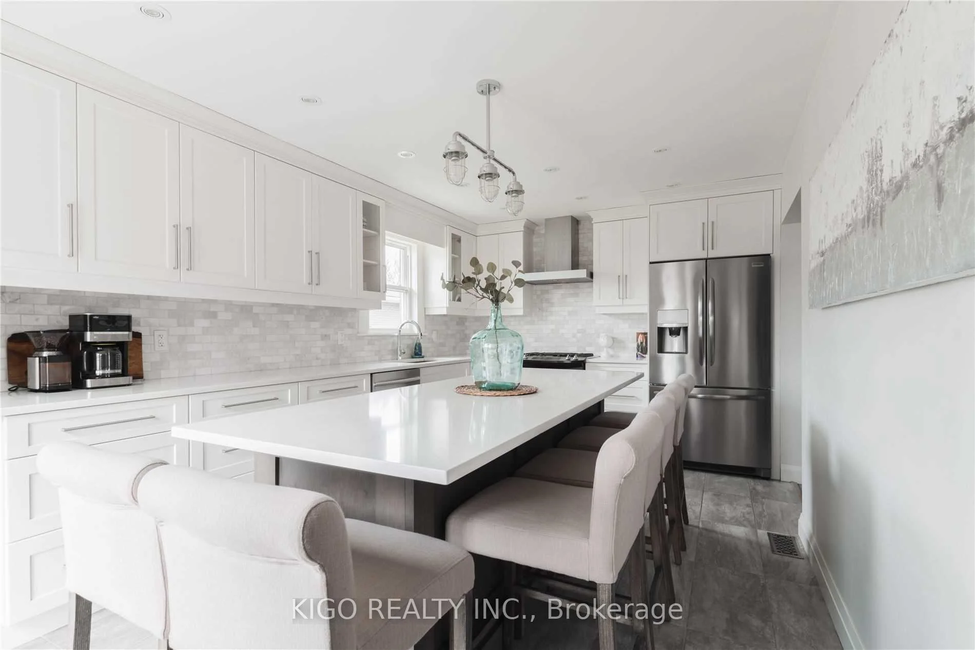 Photo 10 of Unit Upper, 1227 Homewood Drive, Burlington, Mountainside — HOMEH