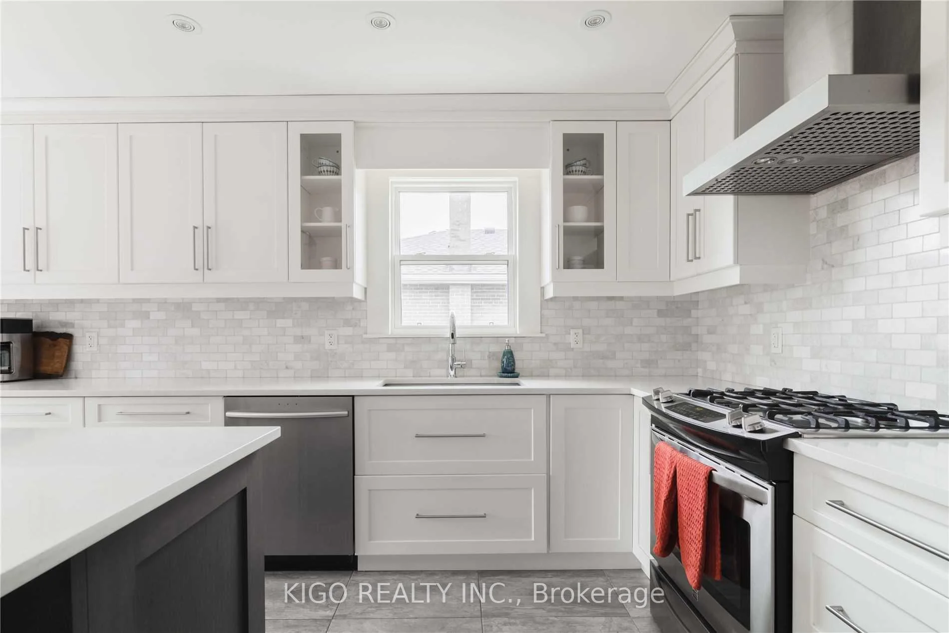 Photo 16 of Unit Upper, 1227 Homewood Drive, Burlington, Mountainside — HOMEH