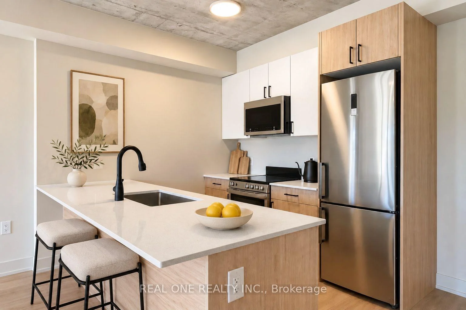 Photo 13 of Unit 508, 810 King Street W, Hamilton, Westdale — HOMEH