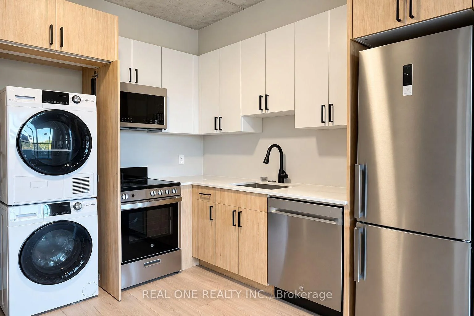 Photo 18 of Unit 508, 810 King Street W, Hamilton, Westdale — HOMEH