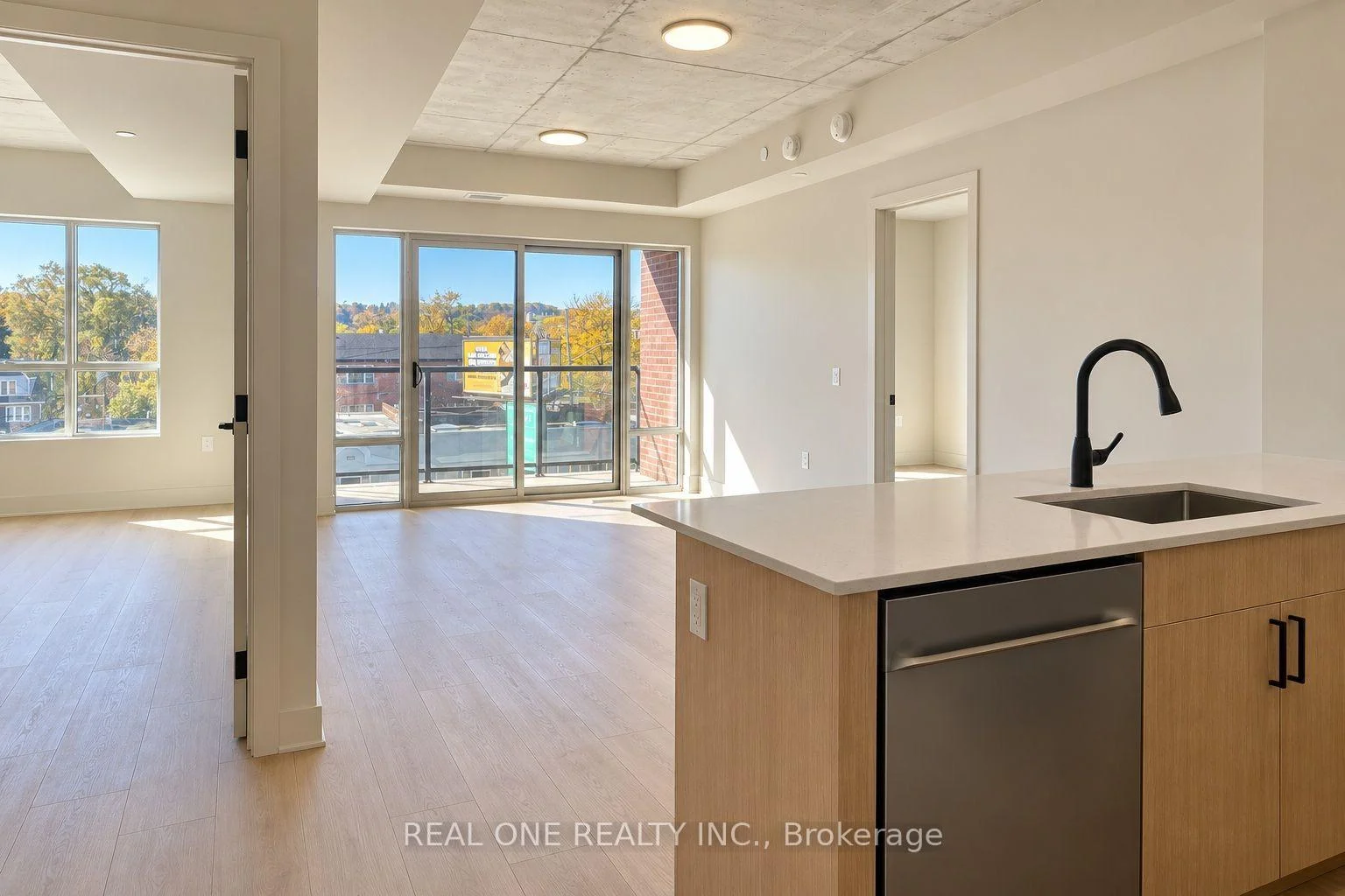 Photo 23 of Unit 508, 810 King Street W, Hamilton, Westdale — HOMEH