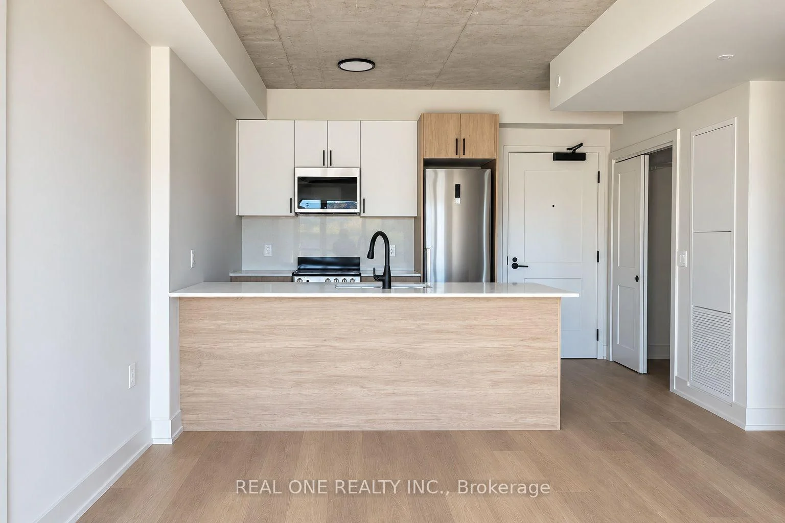 Photo 43 of Unit 508, 810 King Street W, Hamilton, Westdale — HOMEH