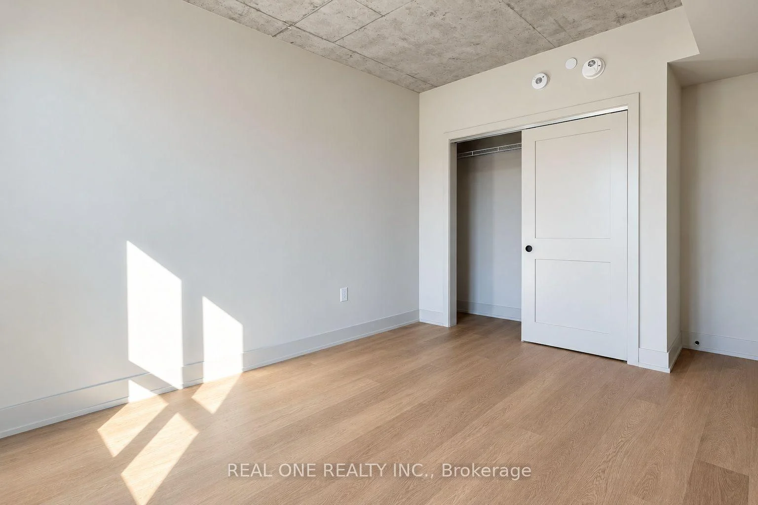 Photo 78 of Unit 508, 810 King Street W, Hamilton, Westdale — HOMEH
