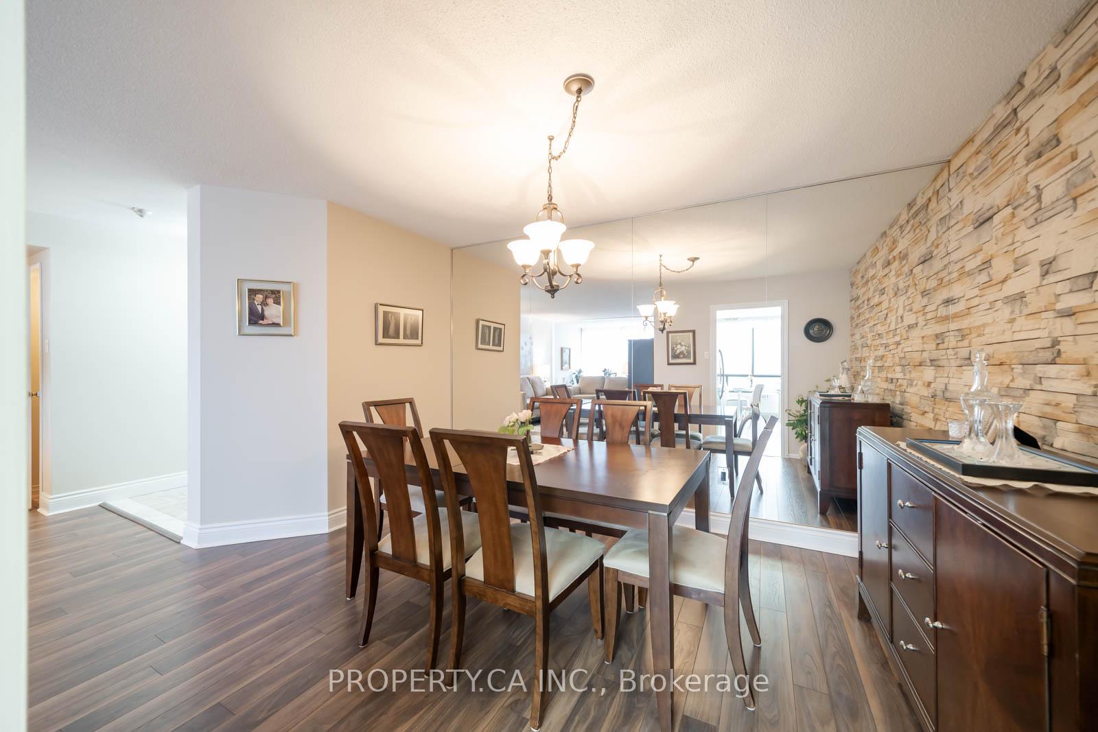 Photo 6 of Unit 605, 7460 Bathurst Street, Vaughan, Brownridge — HOMEH
