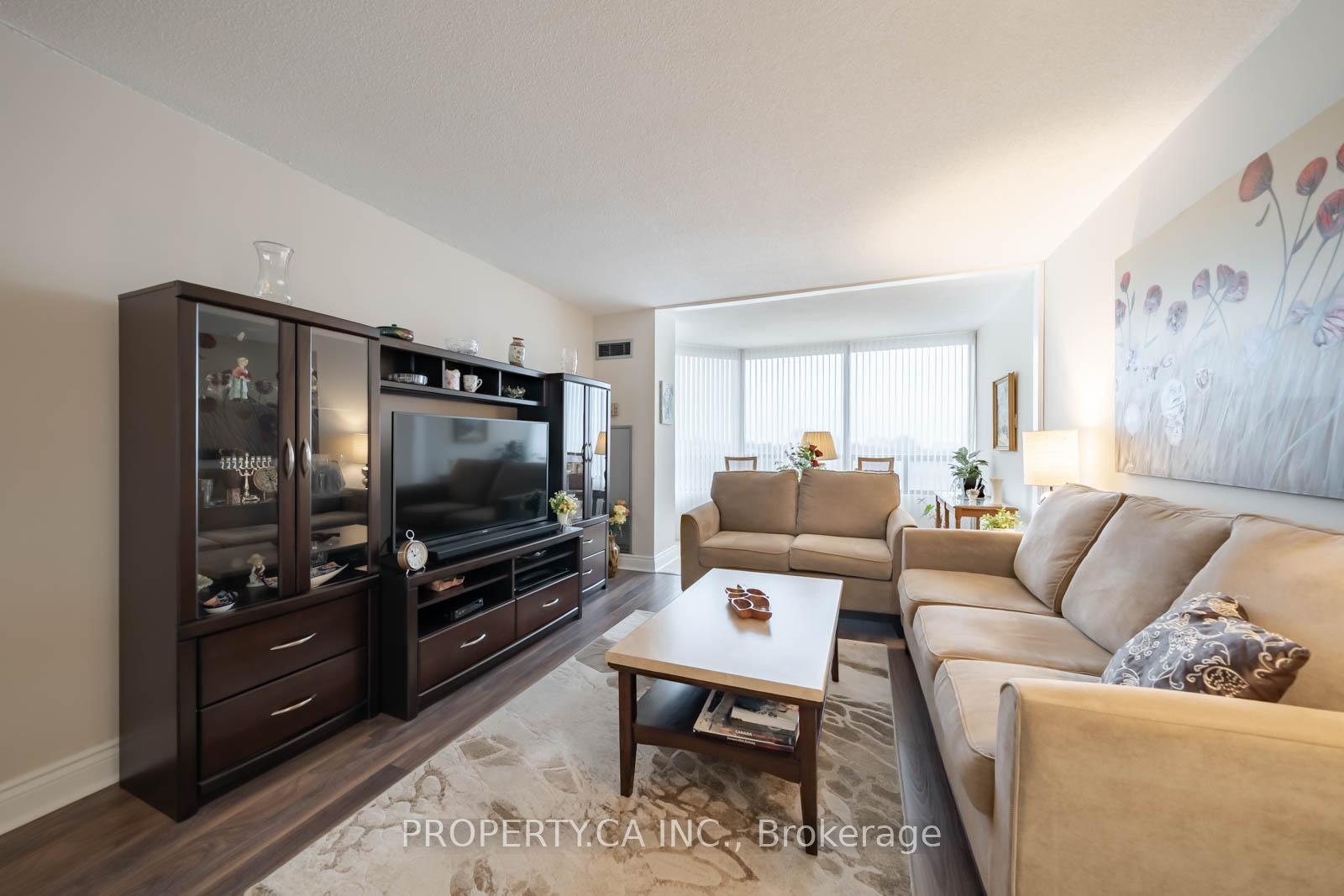 Photo 9 of Unit 605, 7460 Bathurst Street, Vaughan, Brownridge — HOMEH