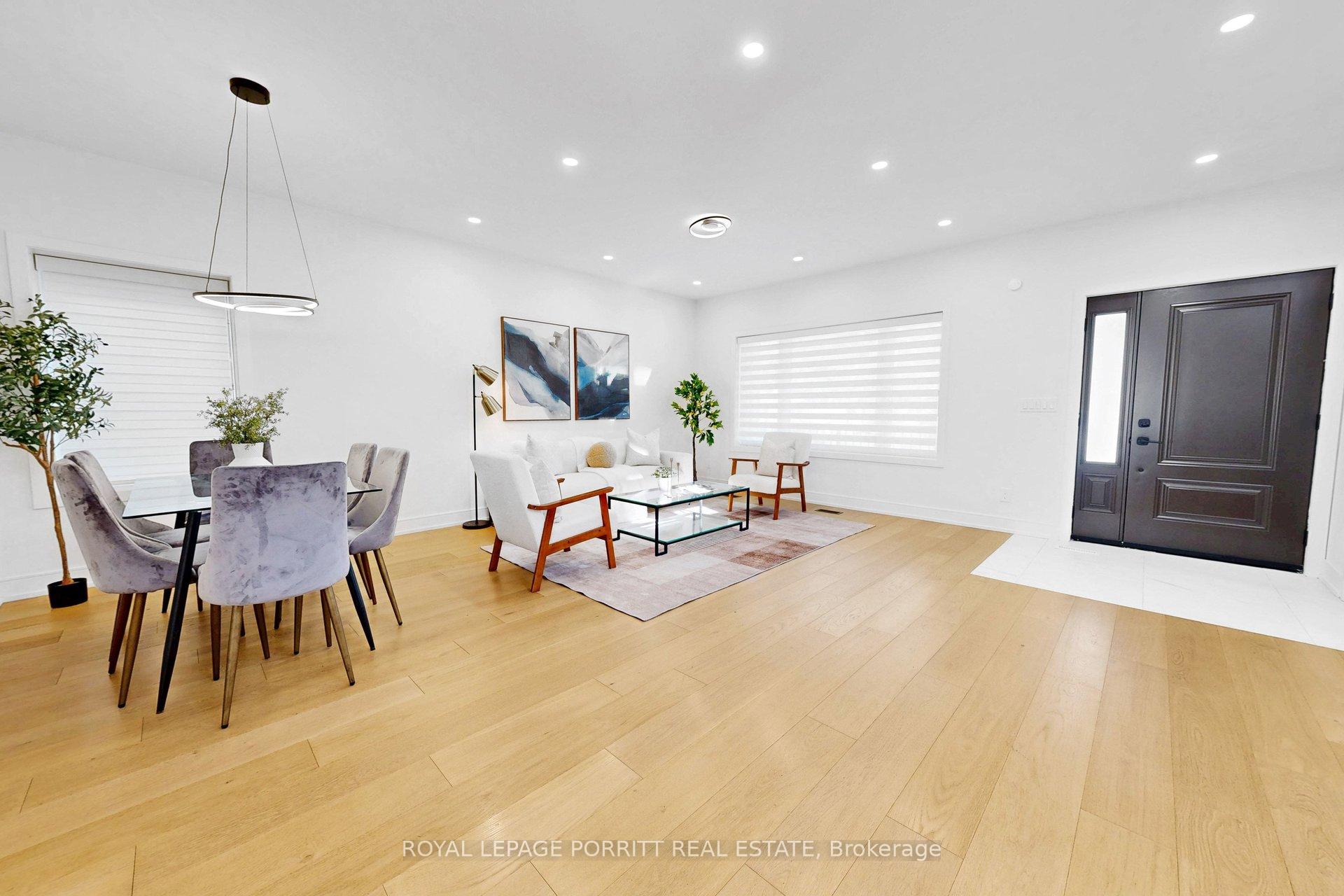 Photo 2 of 94 Edgecroft Road, Etobicoke, Stonegate-Queensway — HOMEH