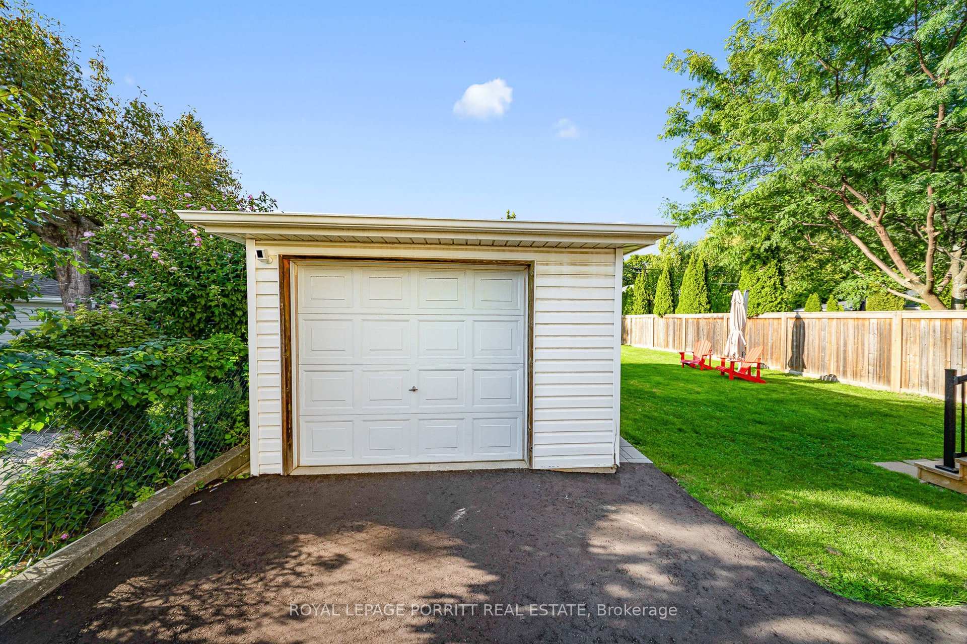Photo 43 of 94 Edgecroft Road, Etobicoke, Stonegate-Queensway — HOMEH