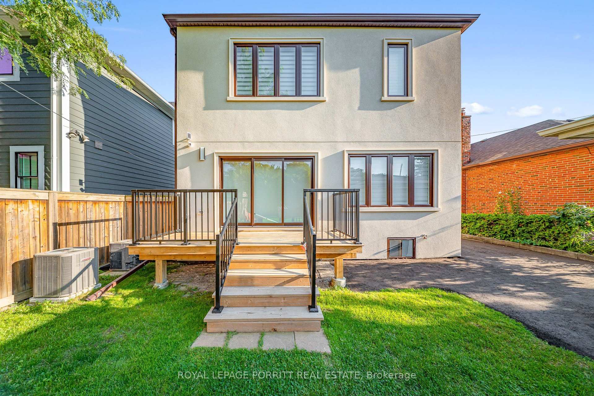 Photo 46 of 94 Edgecroft Road, Etobicoke, Stonegate-Queensway — HOMEH