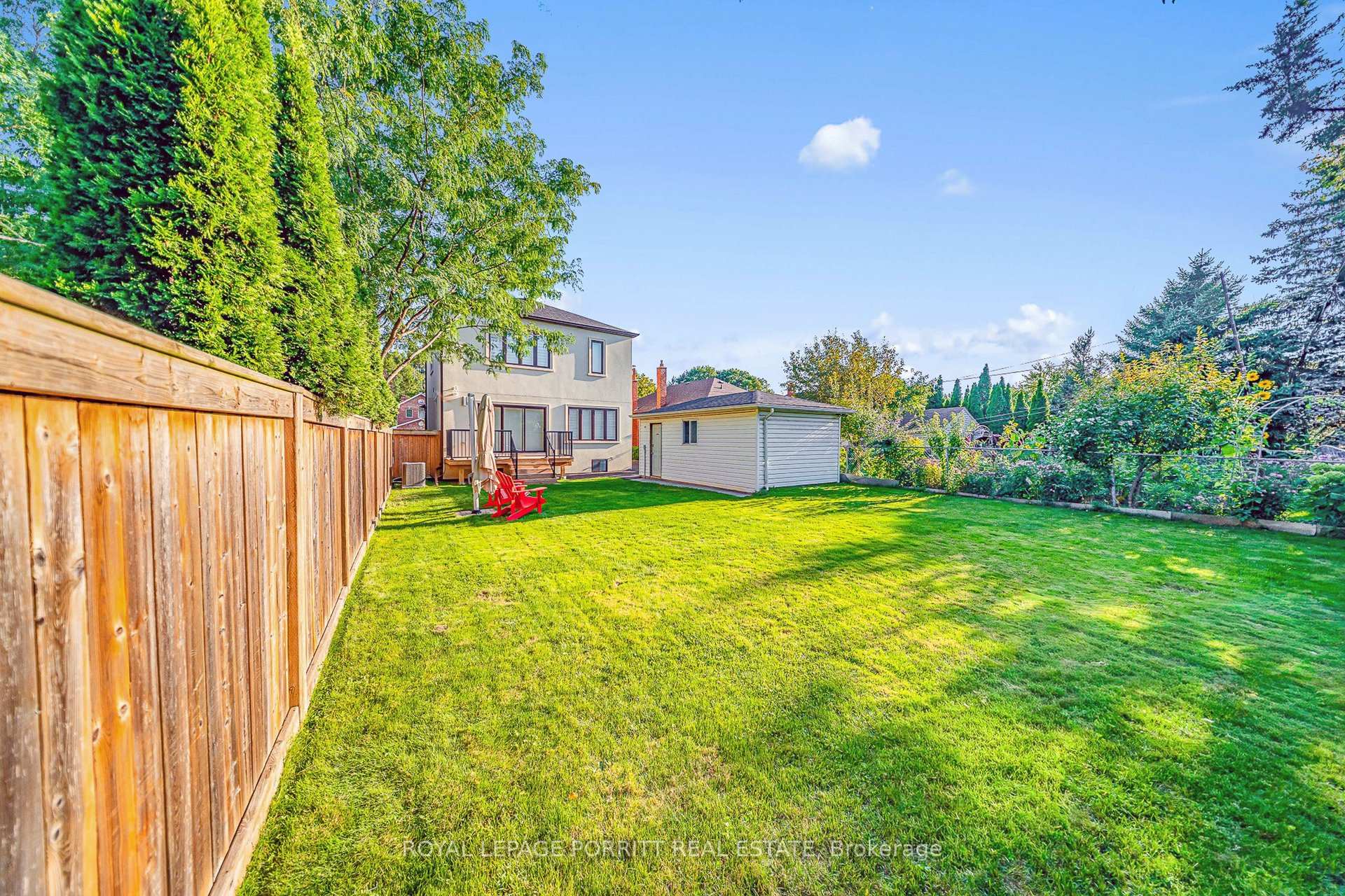 Photo 49 of 94 Edgecroft Road, Etobicoke, Stonegate-Queensway — HOMEH