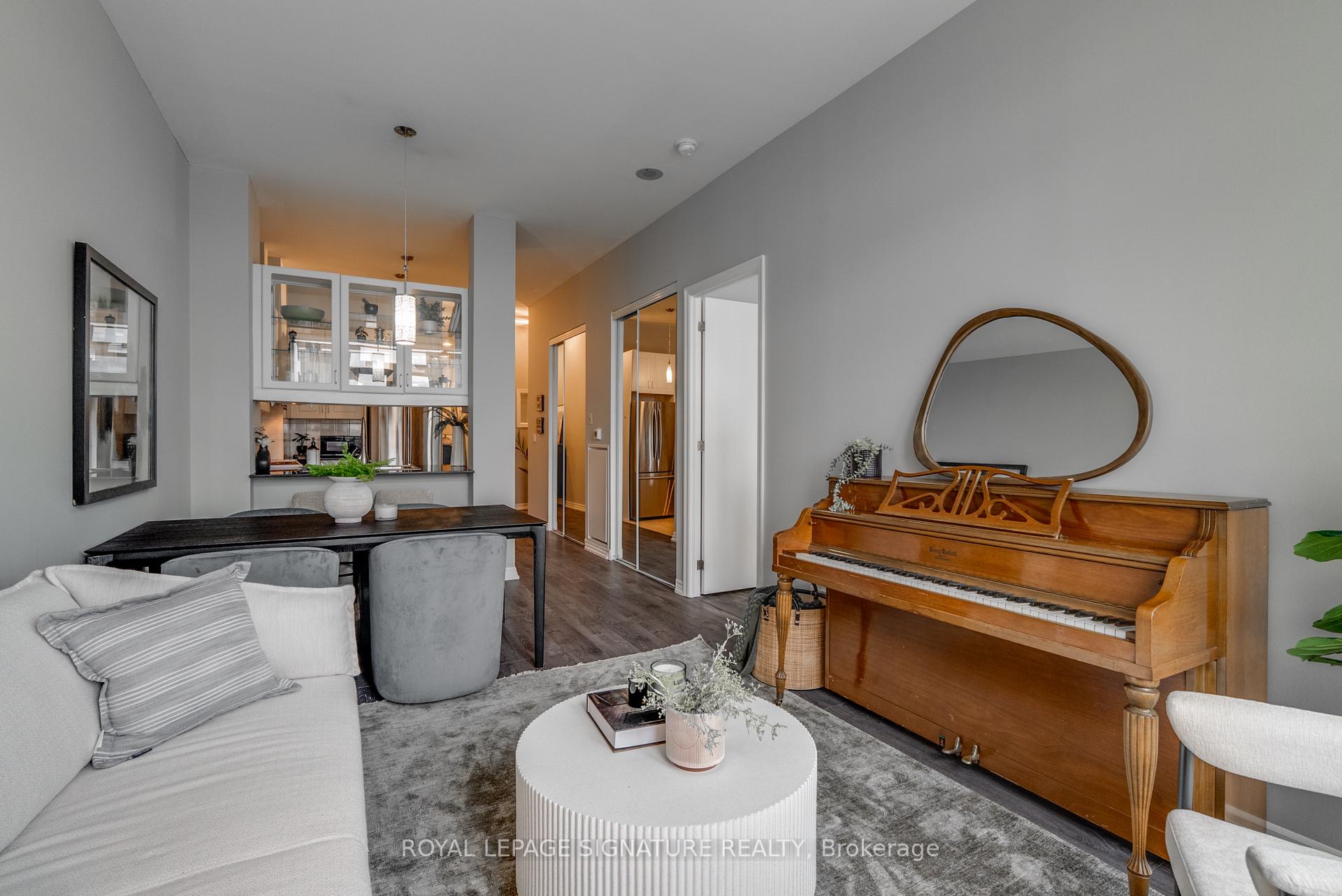 Photo 3 of Unit 904, 797 Don Mills Road, Toronto, Flemingdon Park — HOMEH
