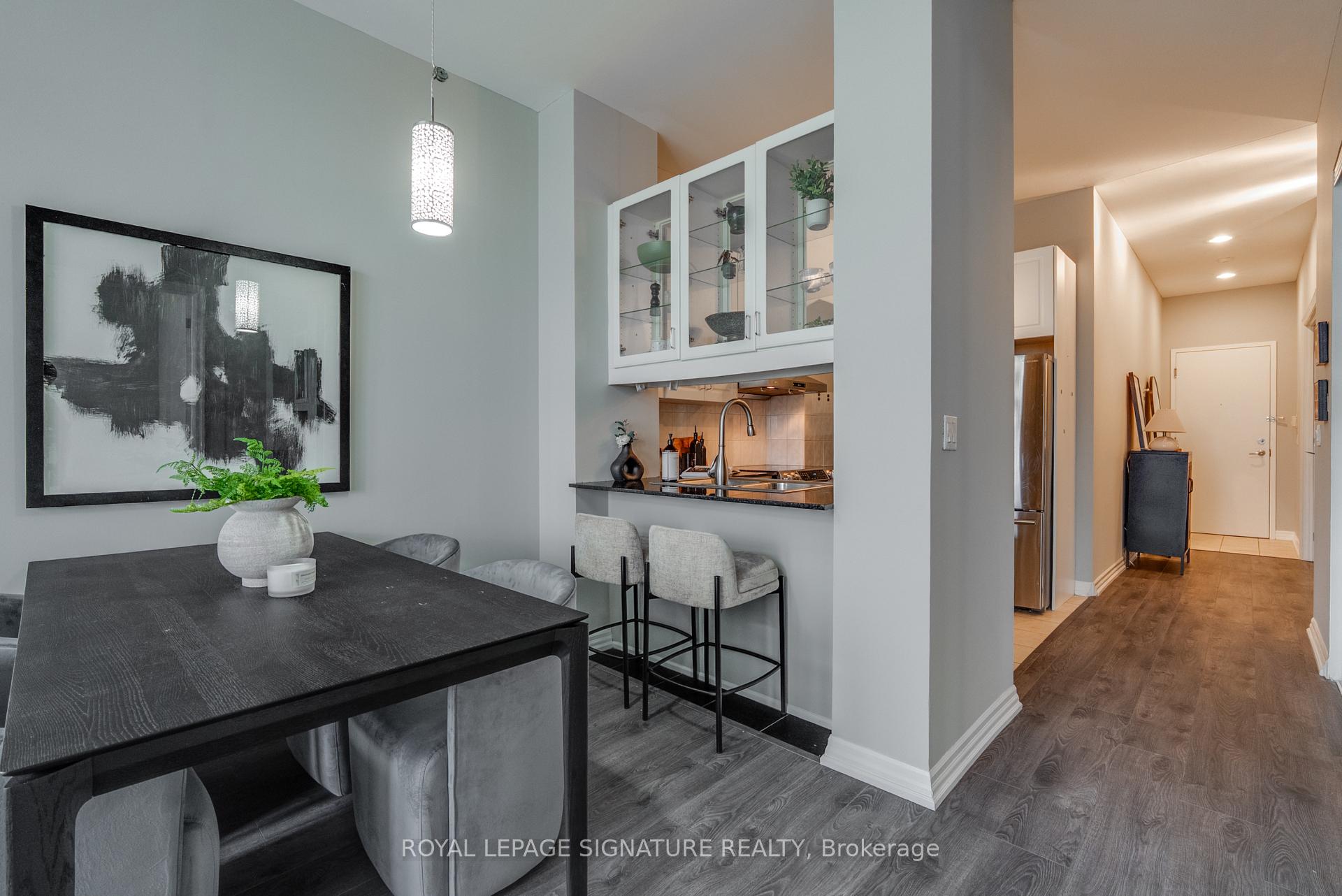 Photo 7 of Unit 904, 797 Don Mills Road, Toronto, Flemingdon Park — HOMEH