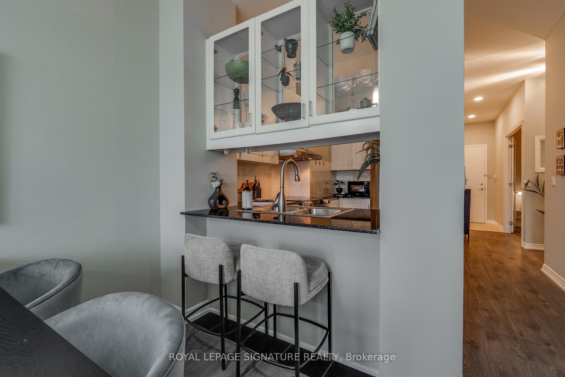 Photo 8 of Unit 904, 797 Don Mills Road, Toronto, Flemingdon Park — HOMEH