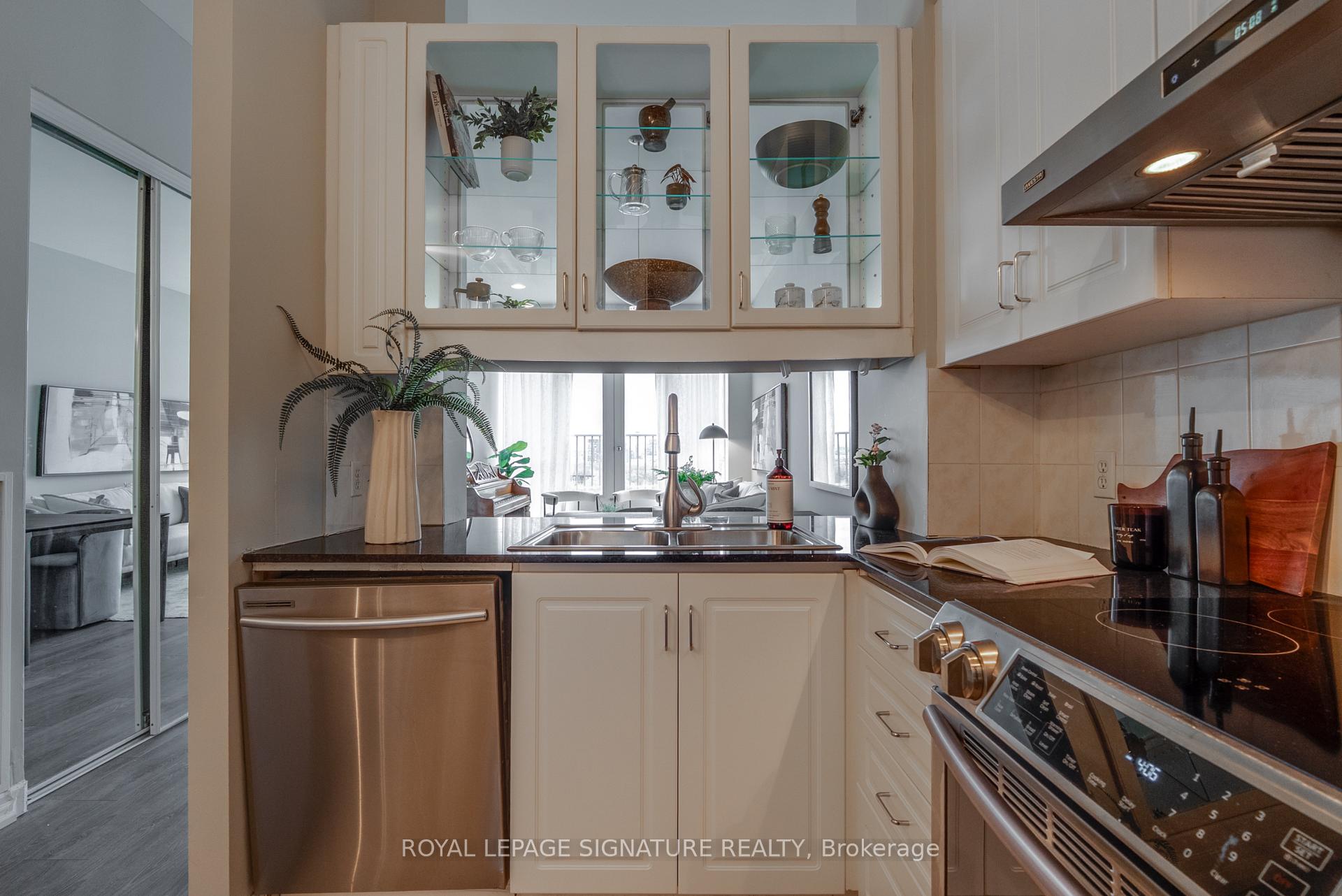 Photo 9 of Unit 904, 797 Don Mills Road, Toronto, Flemingdon Park — HOMEH