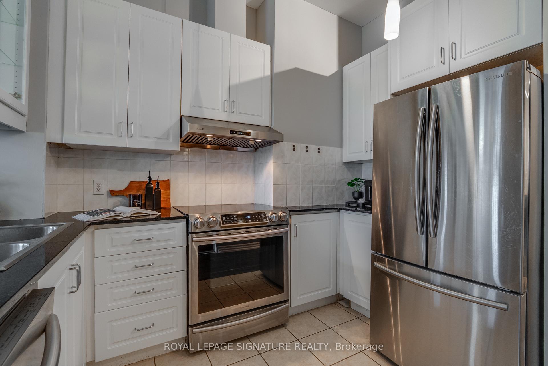 Photo 10 of Unit 904, 797 Don Mills Road, Toronto, Flemingdon Park — HOMEH