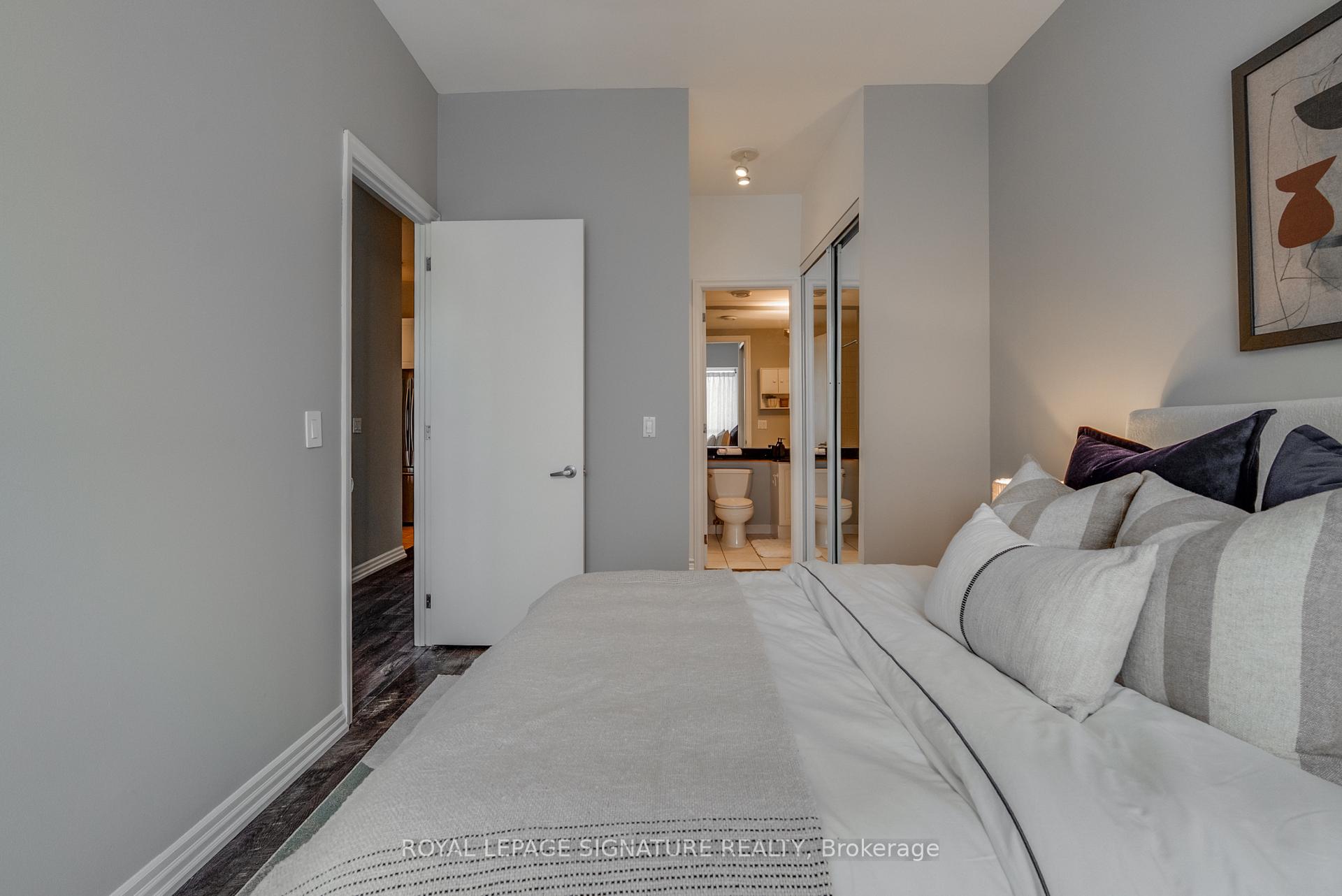 Photo 15 of Unit 904, 797 Don Mills Road, Toronto, Flemingdon Park — HOMEH