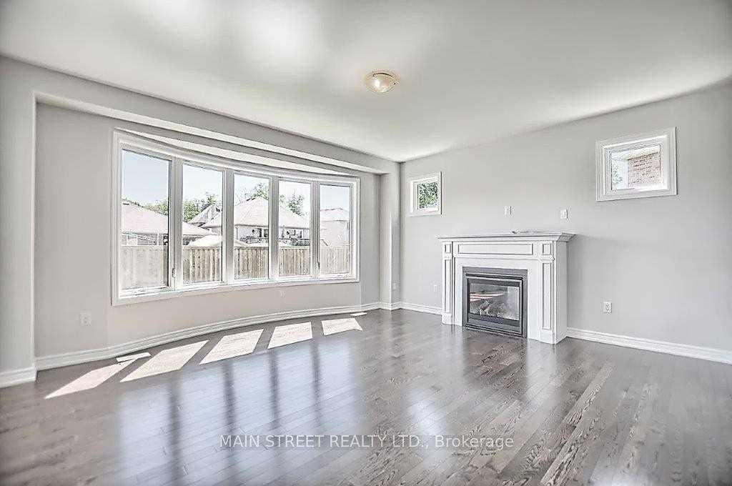 Photo 6 of 1283 Blackmore Street E, Innisfil, Alcona — HOMEH