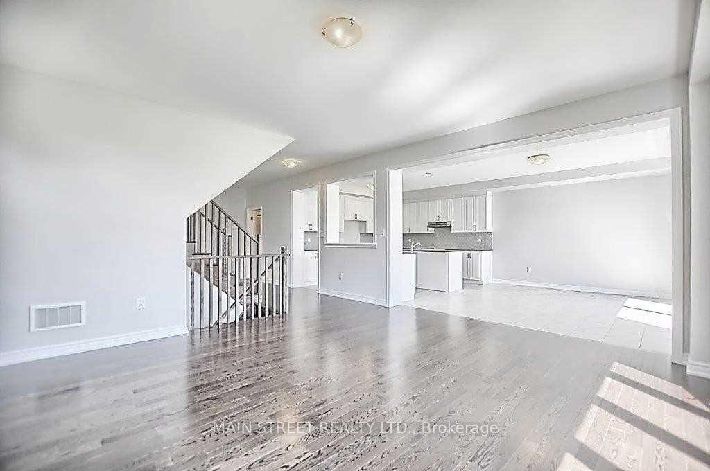 Photo 8 of 1283 Blackmore Street E, Innisfil, Alcona — HOMEH