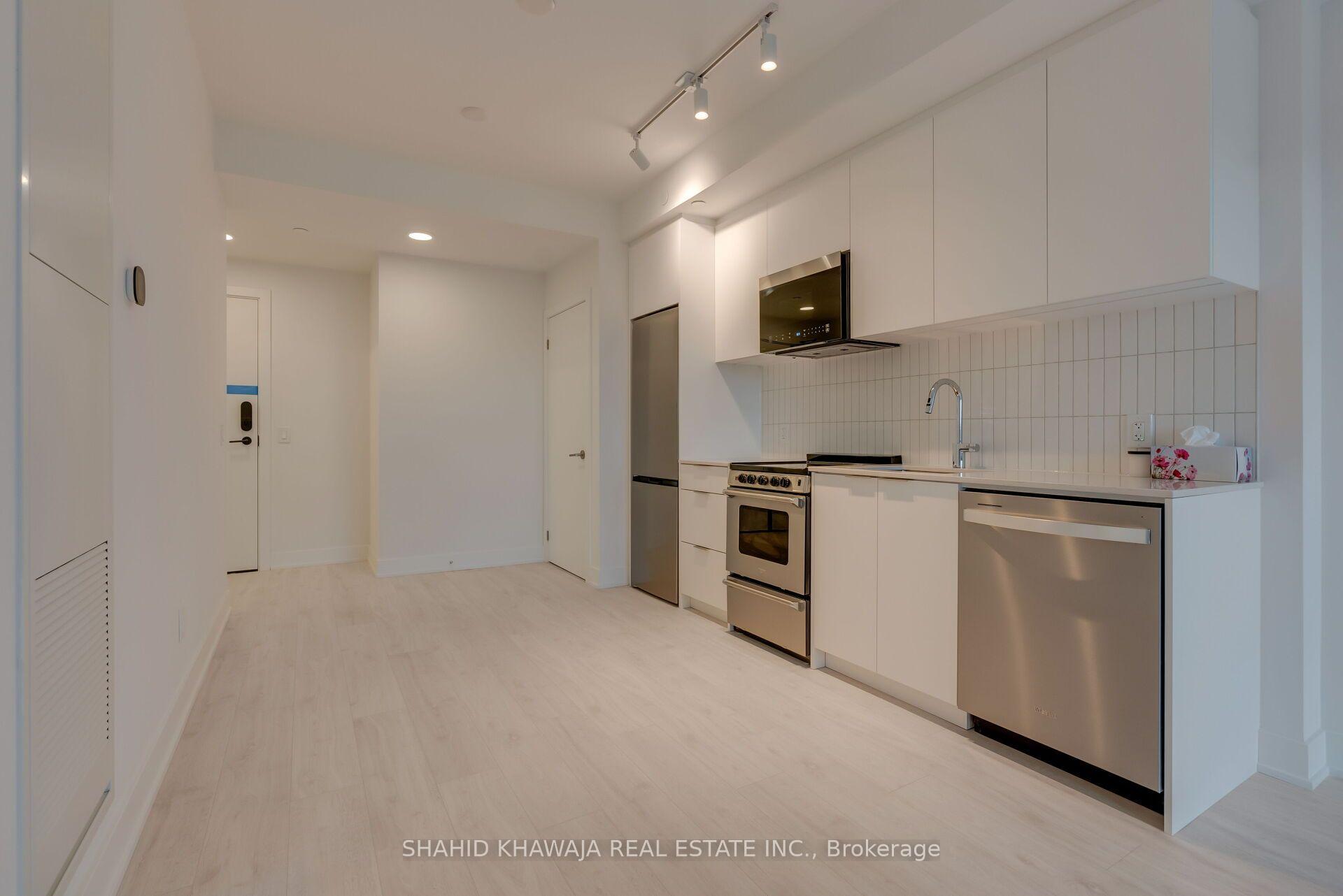Photo 8 of Unit 621, 3008 William Cutmore Boulevard, Oakville, Joshua Meadows — HOMEH