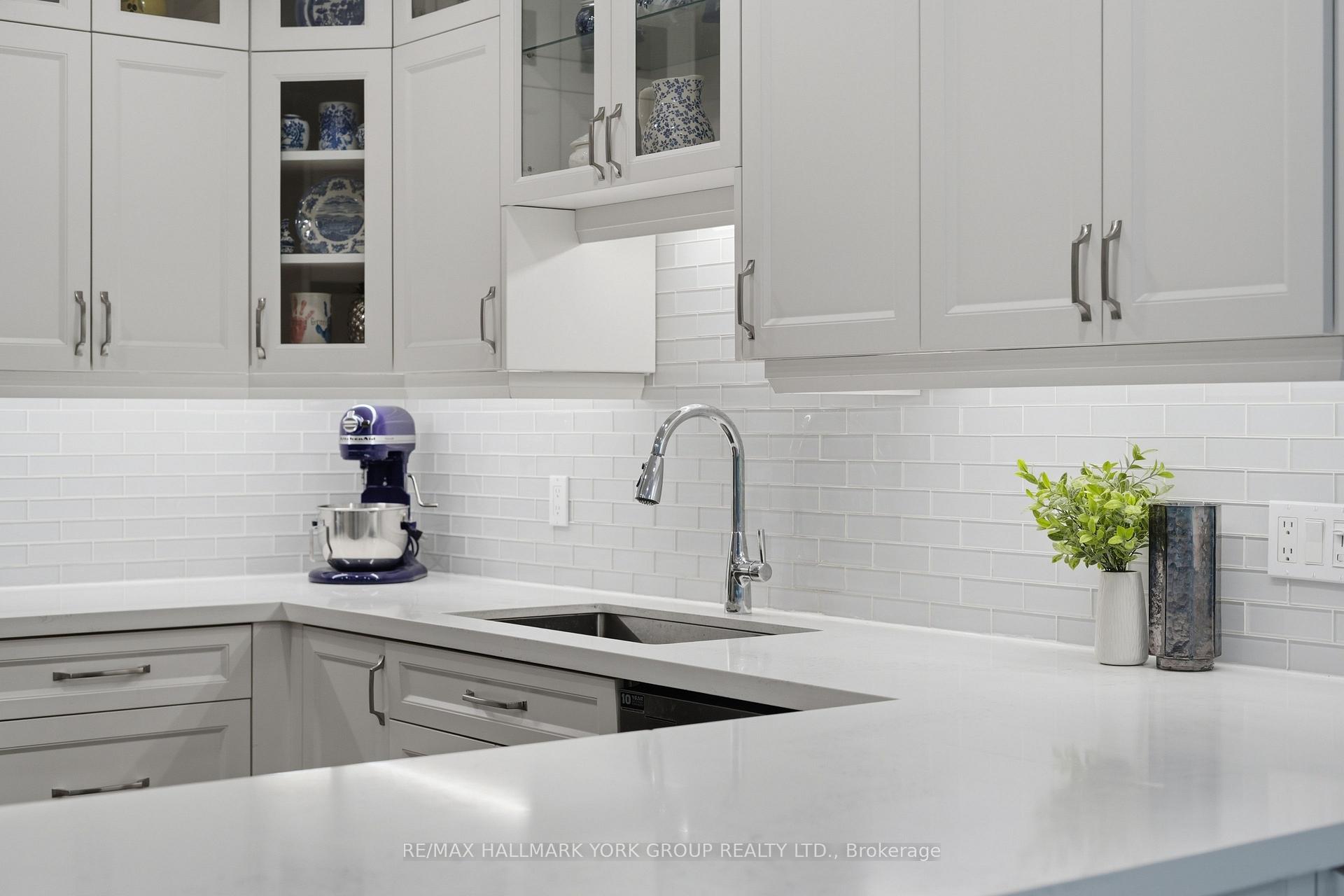 Photo 12 of 38 Lanewood Drive, Aurora, Hills of St Andrew — HOMEH