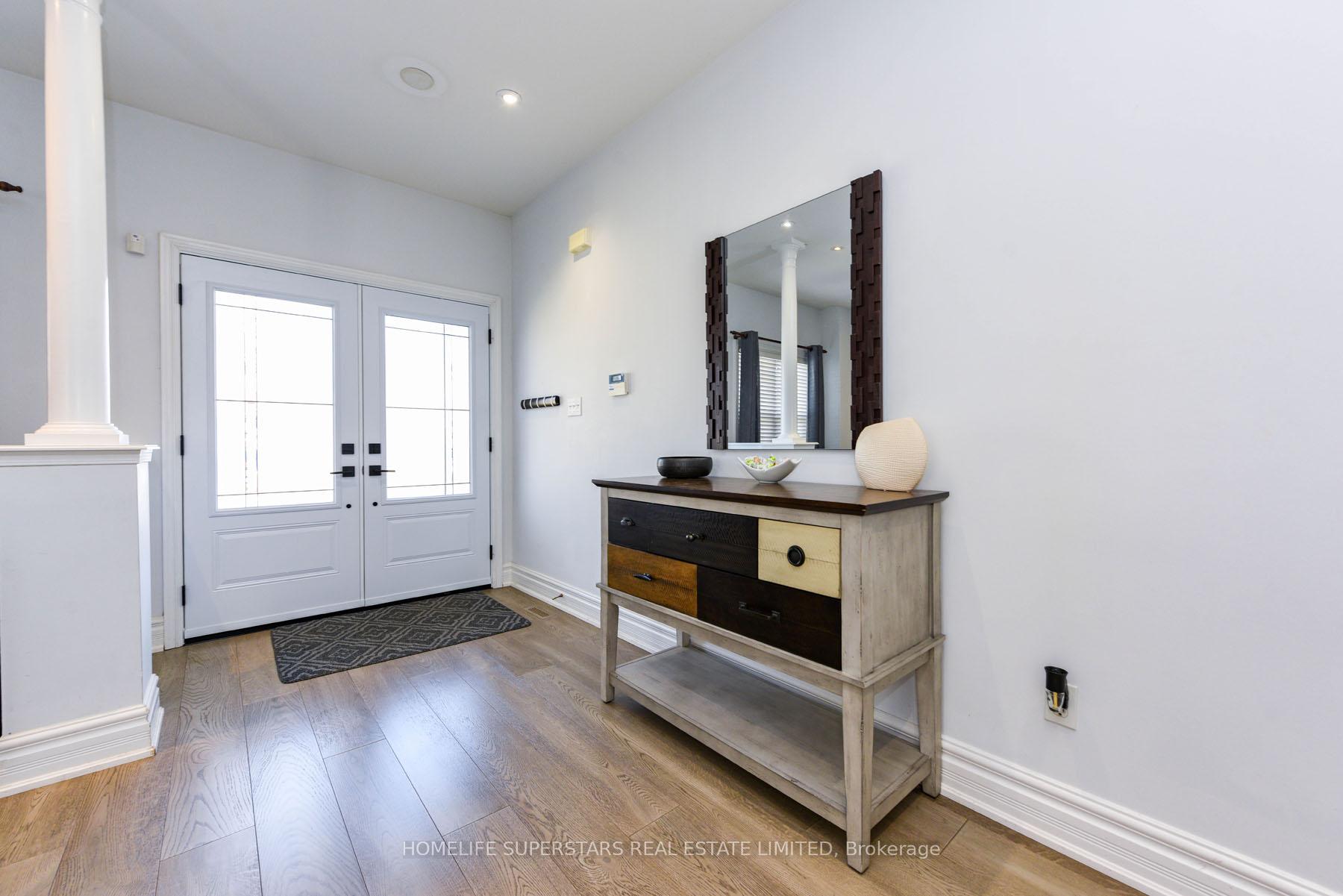 Photo 2 of 3856 Brinwood Gate, Mississauga, Churchill Meadows — HOMEH