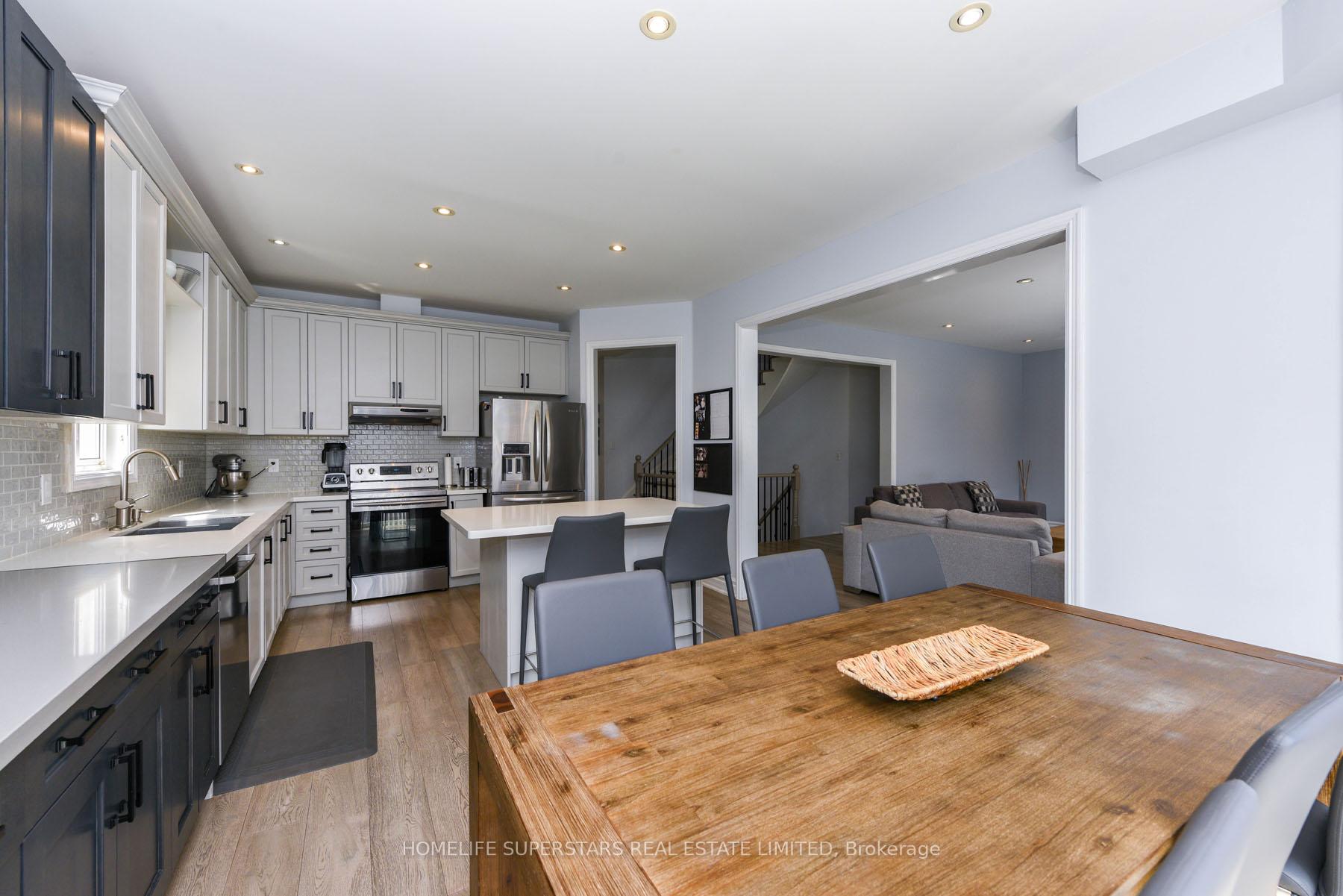 Photo 9 of 3856 Brinwood Gate, Mississauga, Churchill Meadows — HOMEH