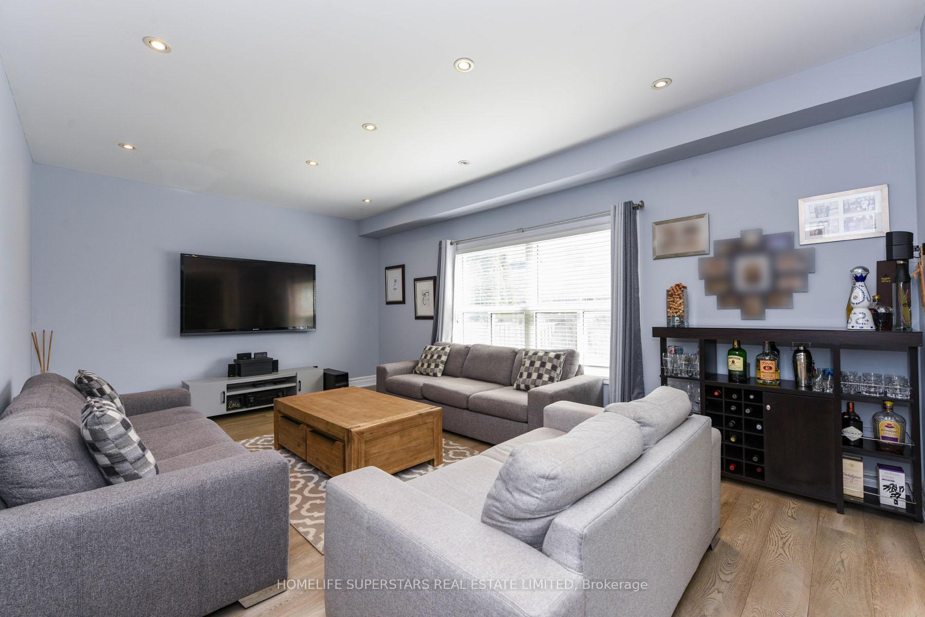 Photo 12 of 3856 Brinwood Gate, Mississauga, Churchill Meadows — HOMEH