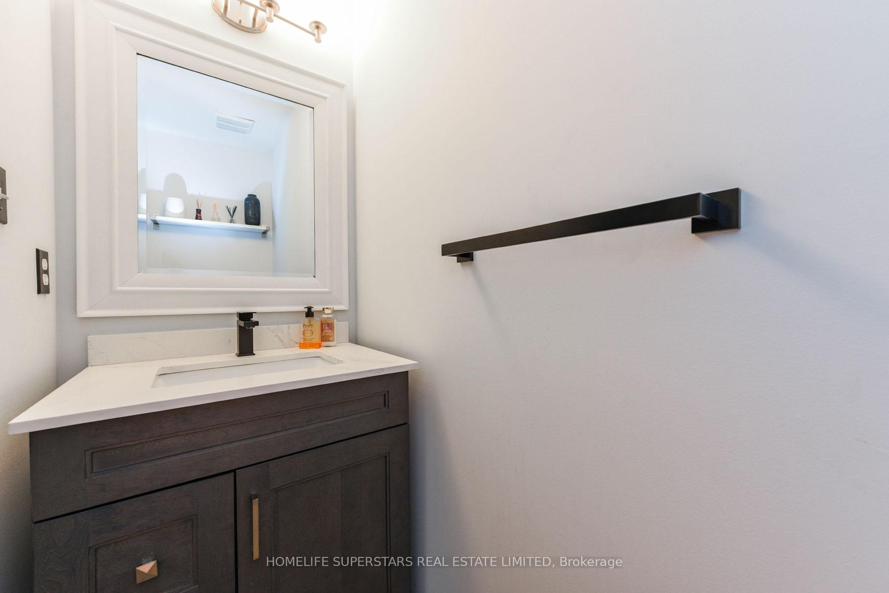 Photo 14 of 3856 Brinwood Gate, Mississauga, Churchill Meadows — HOMEH