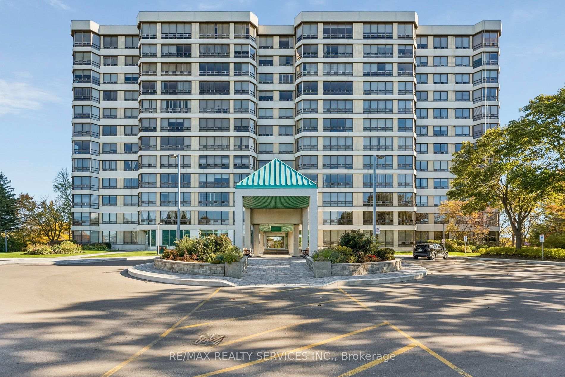 Photo 1 of Unit 1206, 330 Mill Street S, Brampton, Brampton South — HOMEH