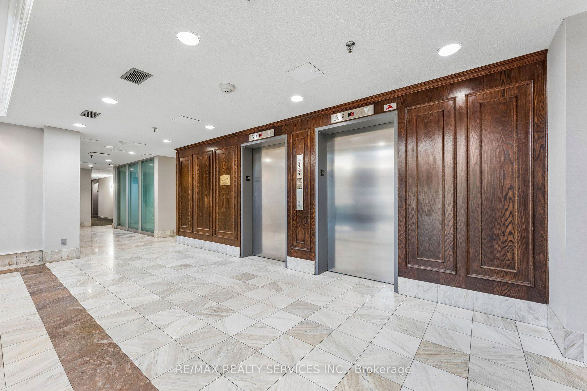 Photo 5 of Unit 1206, 330 Mill Street S, Brampton, Brampton South — HOMEH