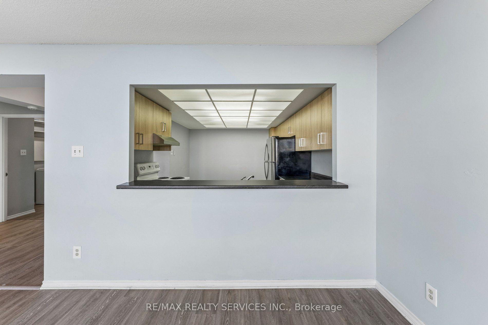 Photo 15 of Unit 1206, 330 Mill Street S, Brampton, Brampton South — HOMEH