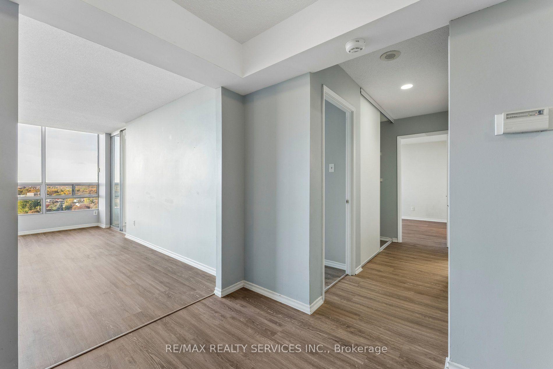 Photo 19 of Unit 1206, 330 Mill Street S, Brampton, Brampton South — HOMEH