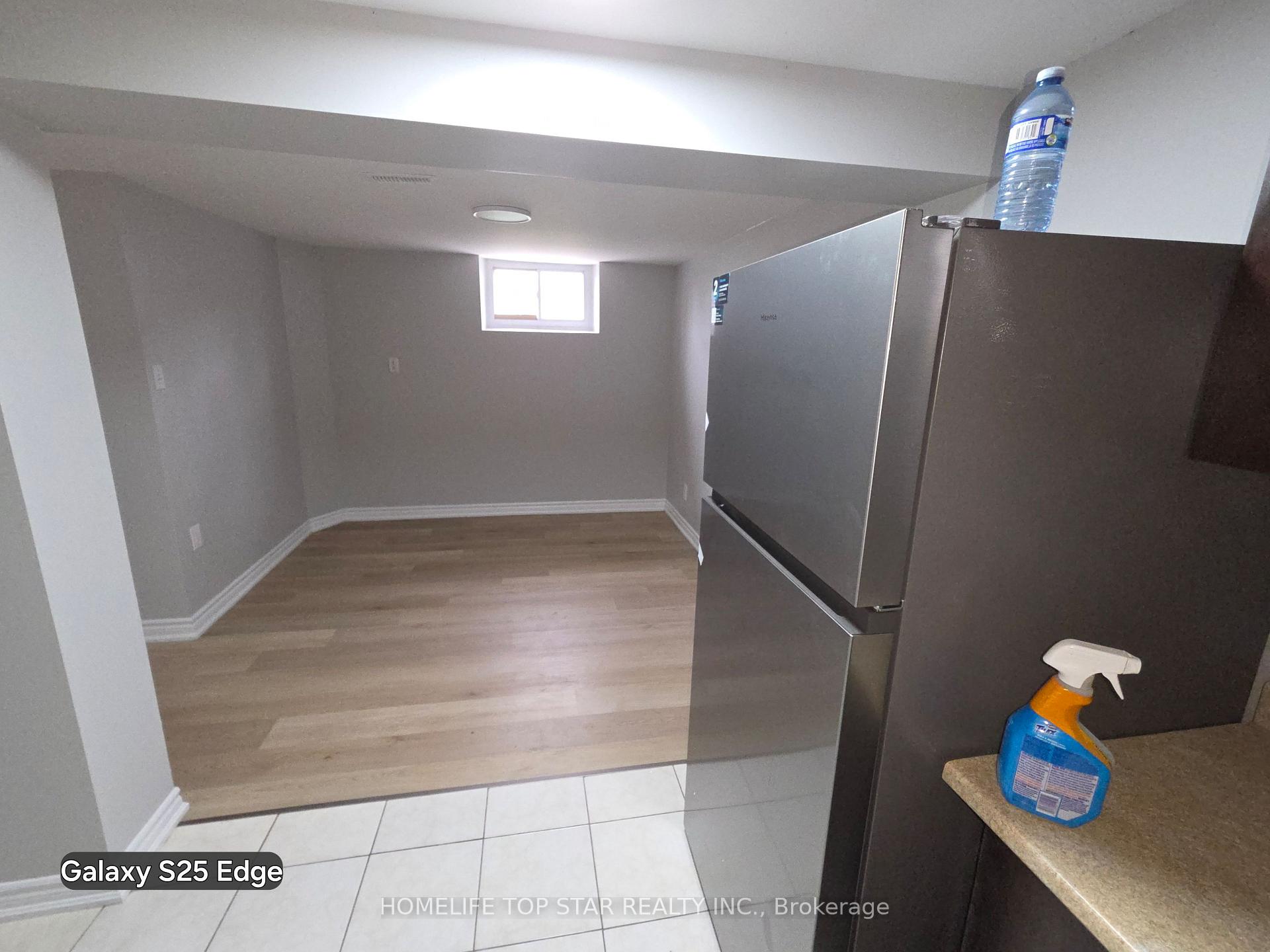 Photo 8 of 255 West 5th Street, Hamilton, Southam — HOMEH
