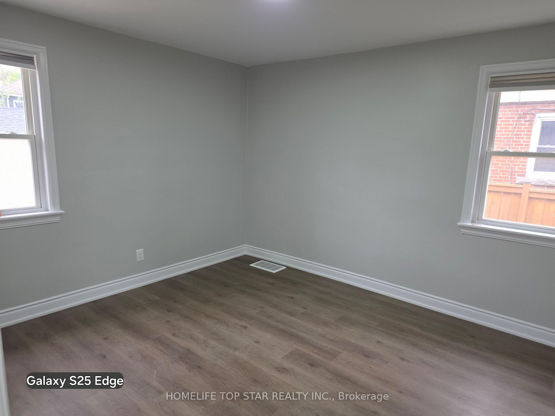 Photo 21 of 255 West 5th Street, Hamilton, Southam — HOMEH