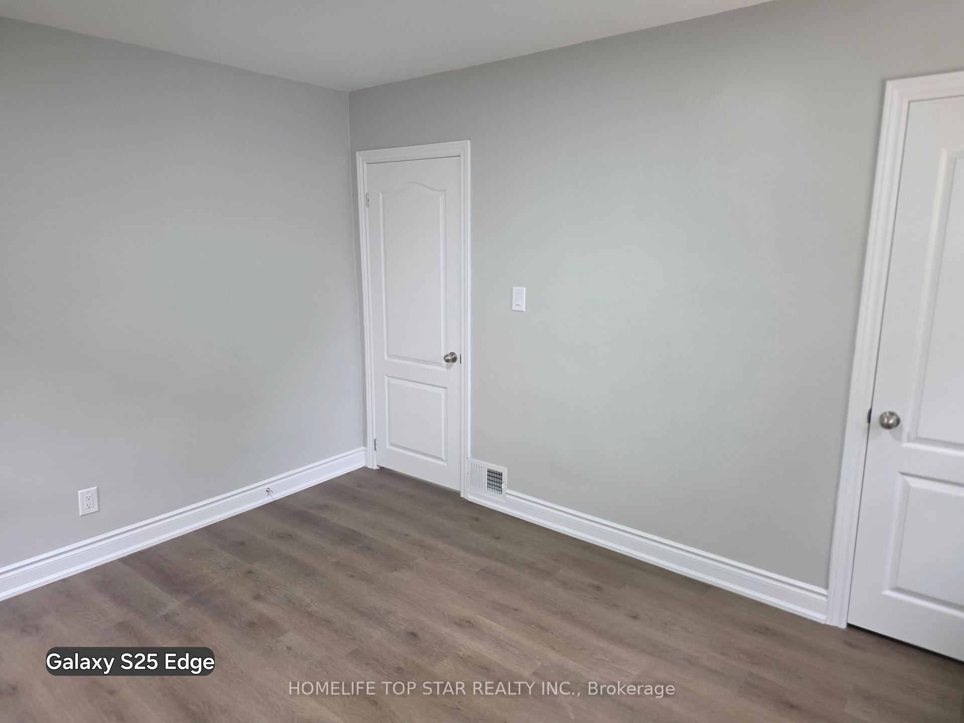 Photo 22 of 255 West 5th Street, Hamilton, Southam — HOMEH
