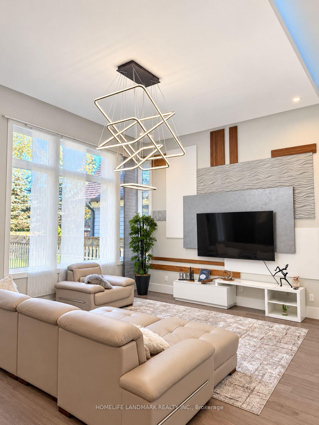 Photo 7 of 15 Wenonah Drive, Mississauga, Port Credit — HOMEH