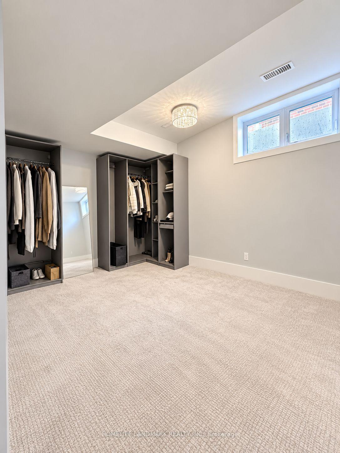 Photo 26 of 15 Wenonah Drive, Mississauga, Port Credit — HOMEH