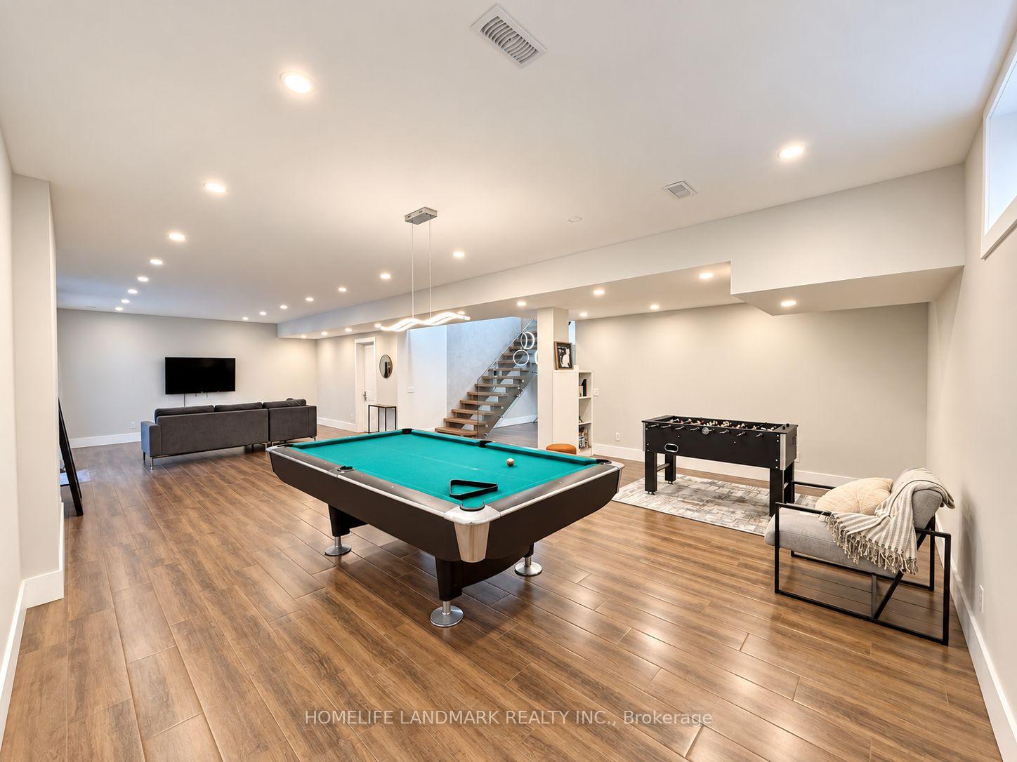Photo 28 of 15 Wenonah Drive, Mississauga, Port Credit — HOMEH