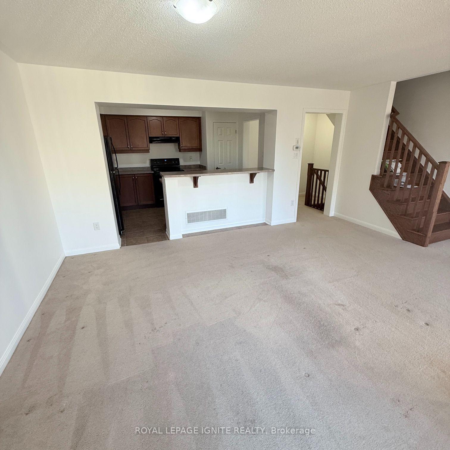 Photo 3 of 1026 Parmenter Point, Milton, Willmott — HOMEH