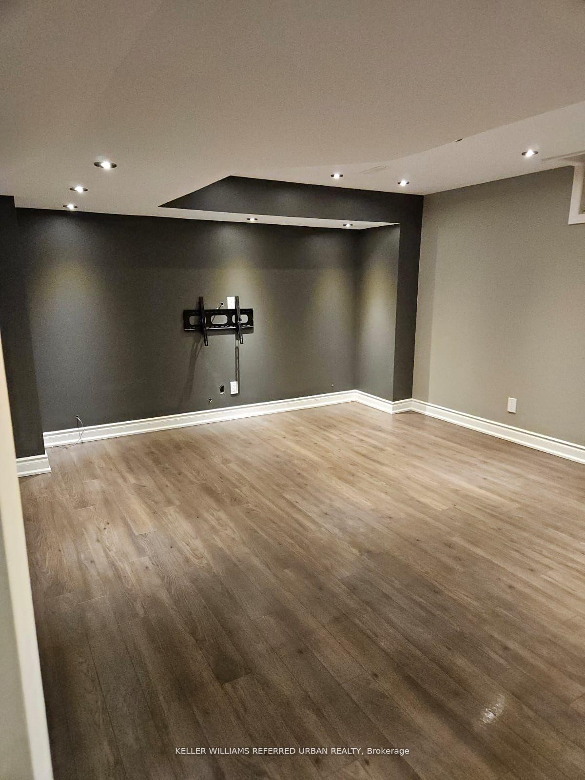 Photo 2 of Unit Basement, 118 Earlsbridge Boulevard, Brampton, Fletcher's Meadow — HOMEH