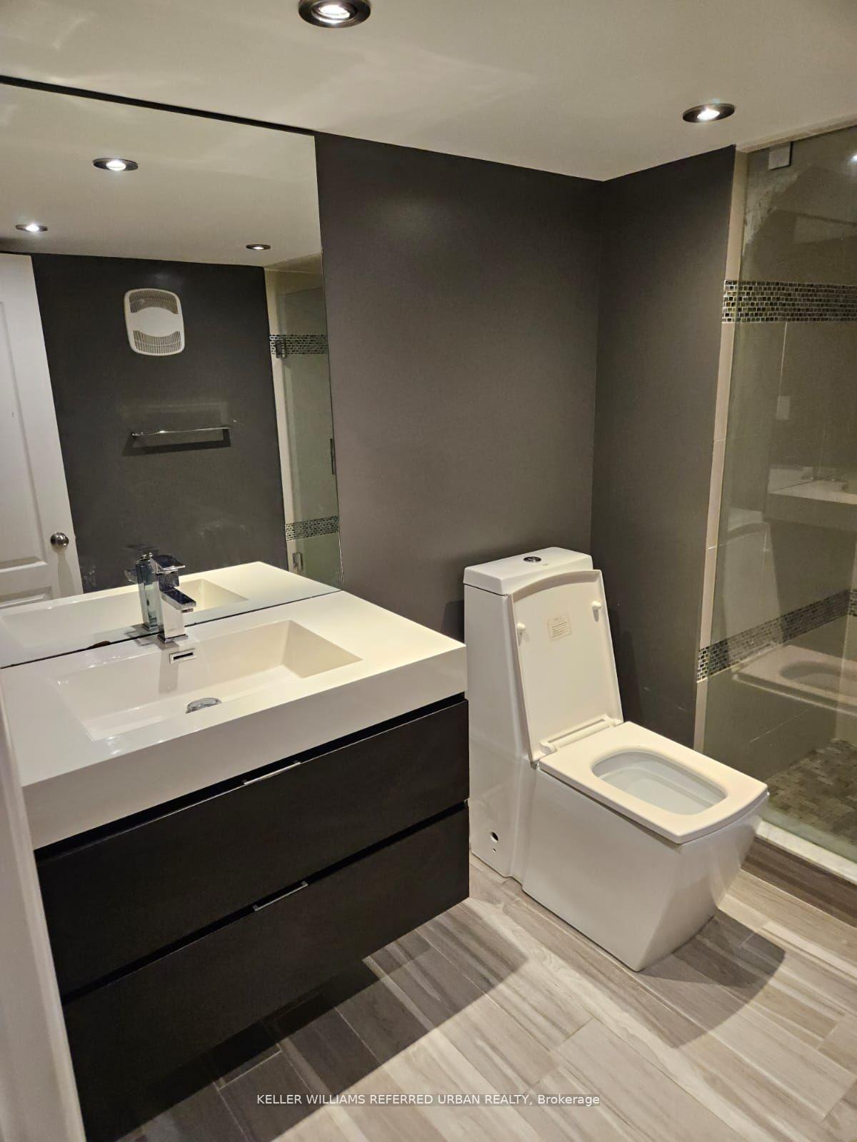 Photo 7 of Unit Basement, 118 Earlsbridge Boulevard, Brampton, Fletcher's Meadow — HOMEH