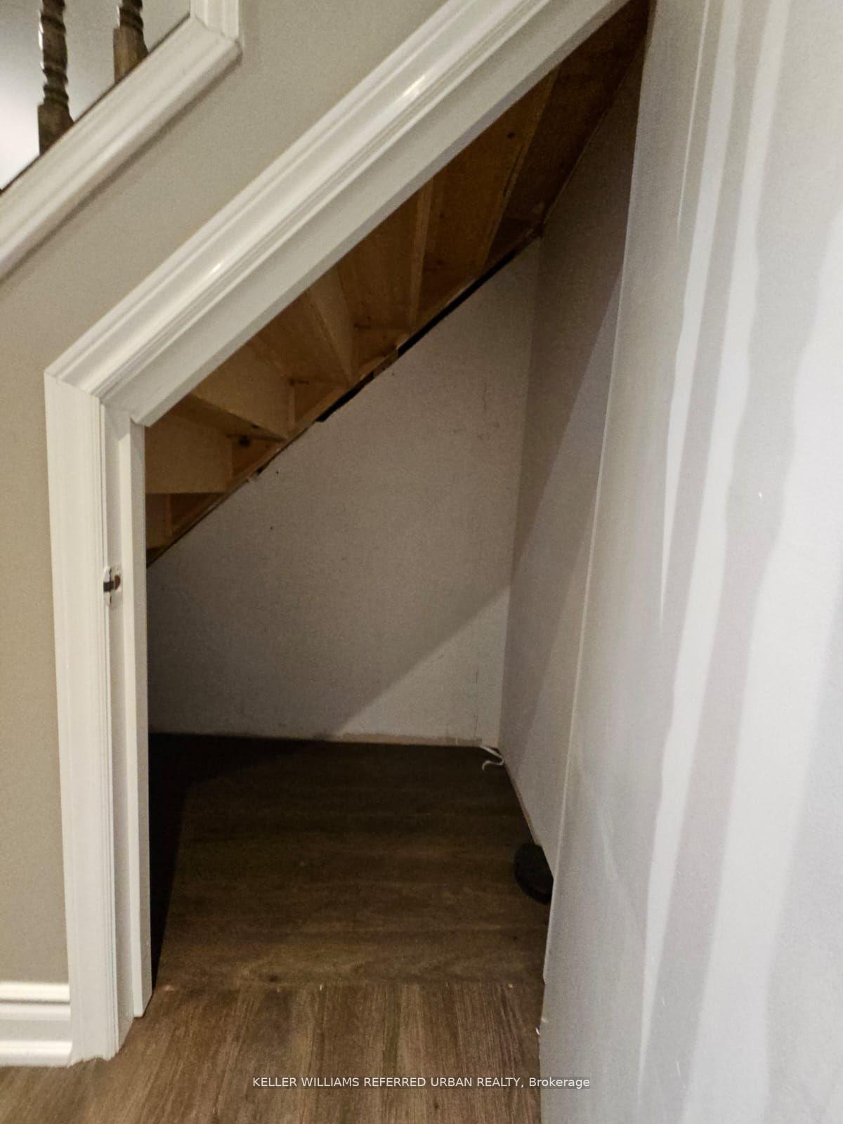 Photo 8 of Unit Basement, 118 Earlsbridge Boulevard, Brampton, Fletcher's Meadow — HOMEH