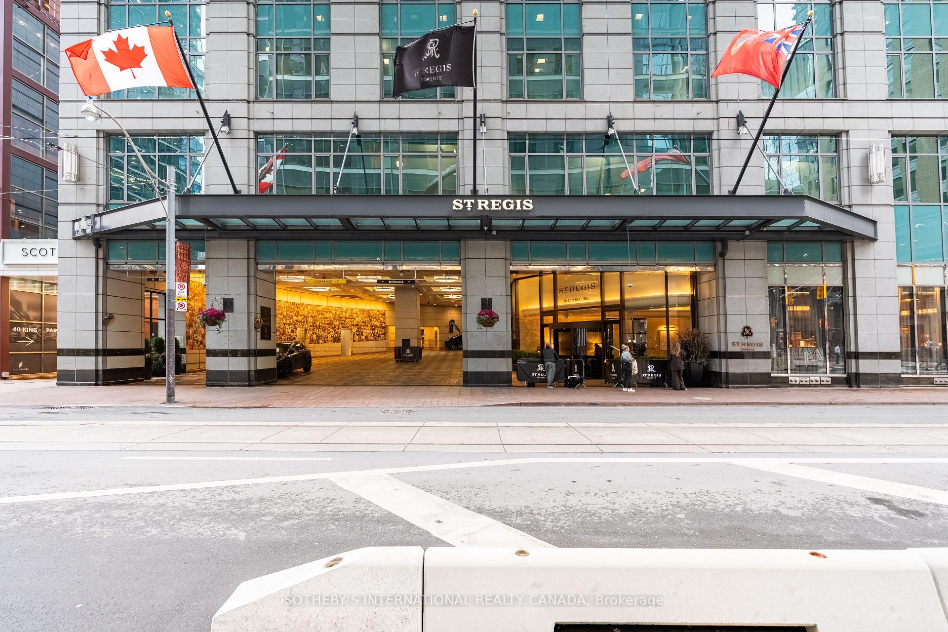 Photo of Unit 1905, 325 Bay Street