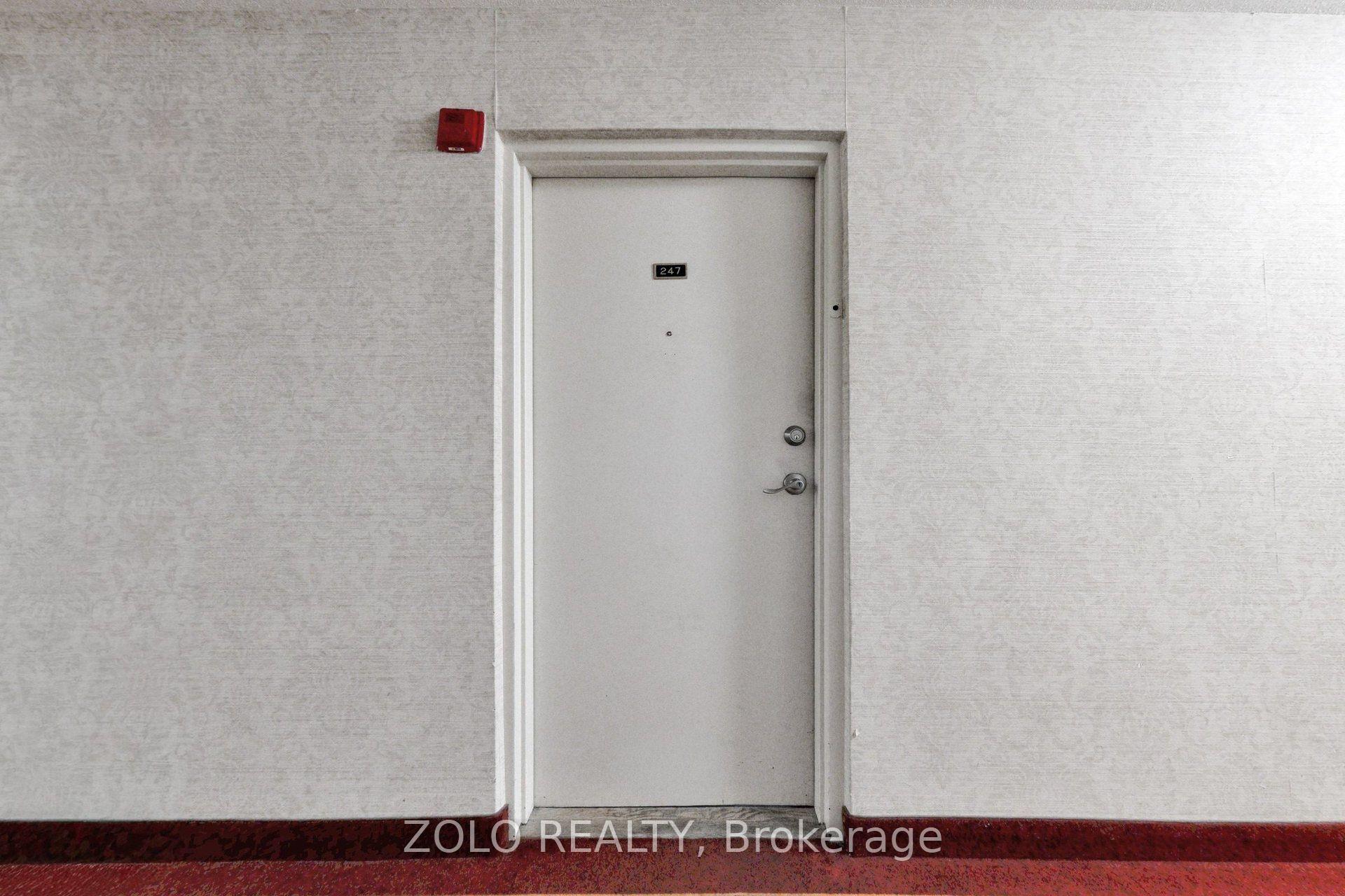 Photo 7 of Unit 247C, 2 Valhalla Inn Road, Etobicoke, Islington-City Centre West — HOMEH