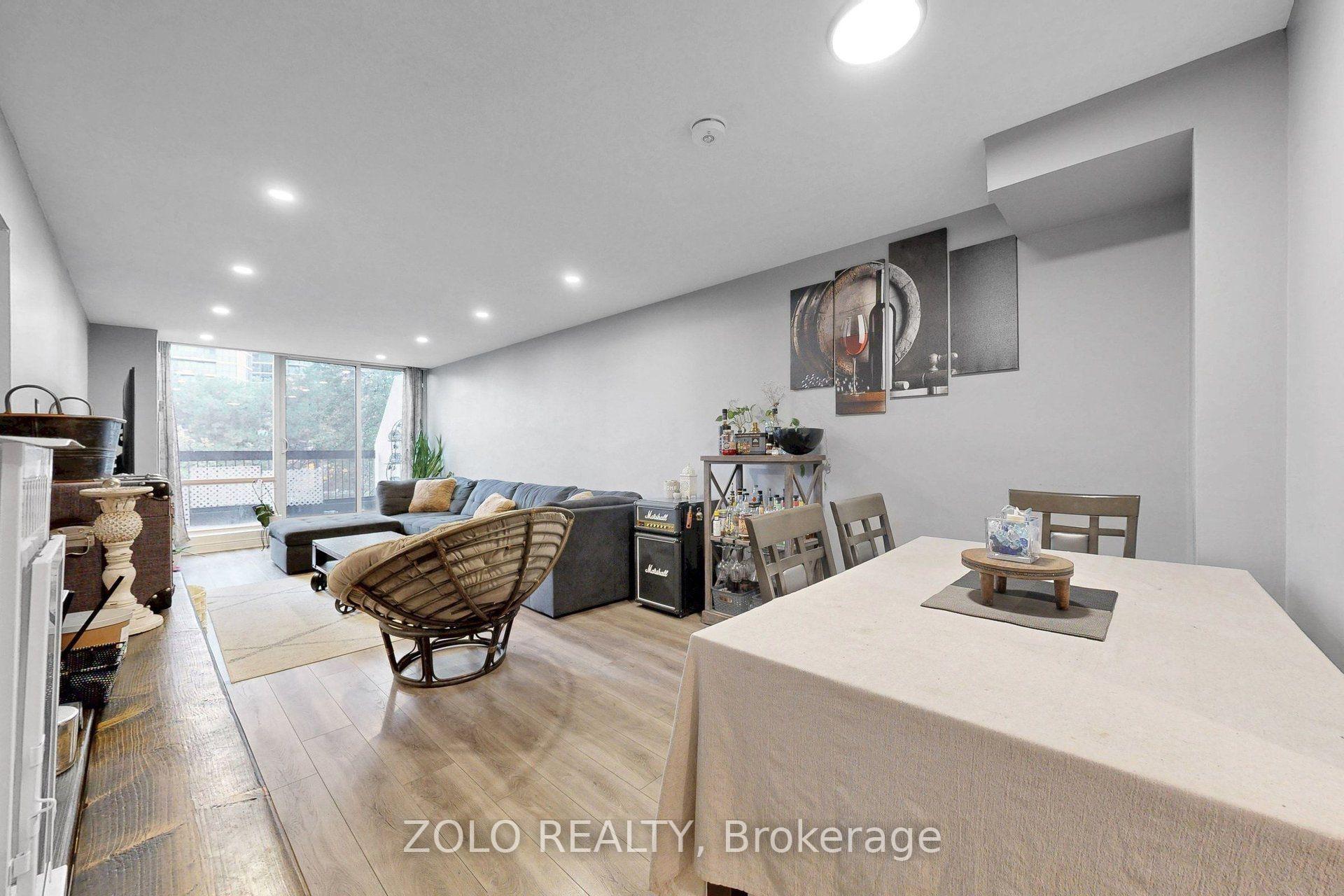 Photo 10 of Unit 247C, 2 Valhalla Inn Road, Etobicoke, Islington-City Centre West — HOMEH