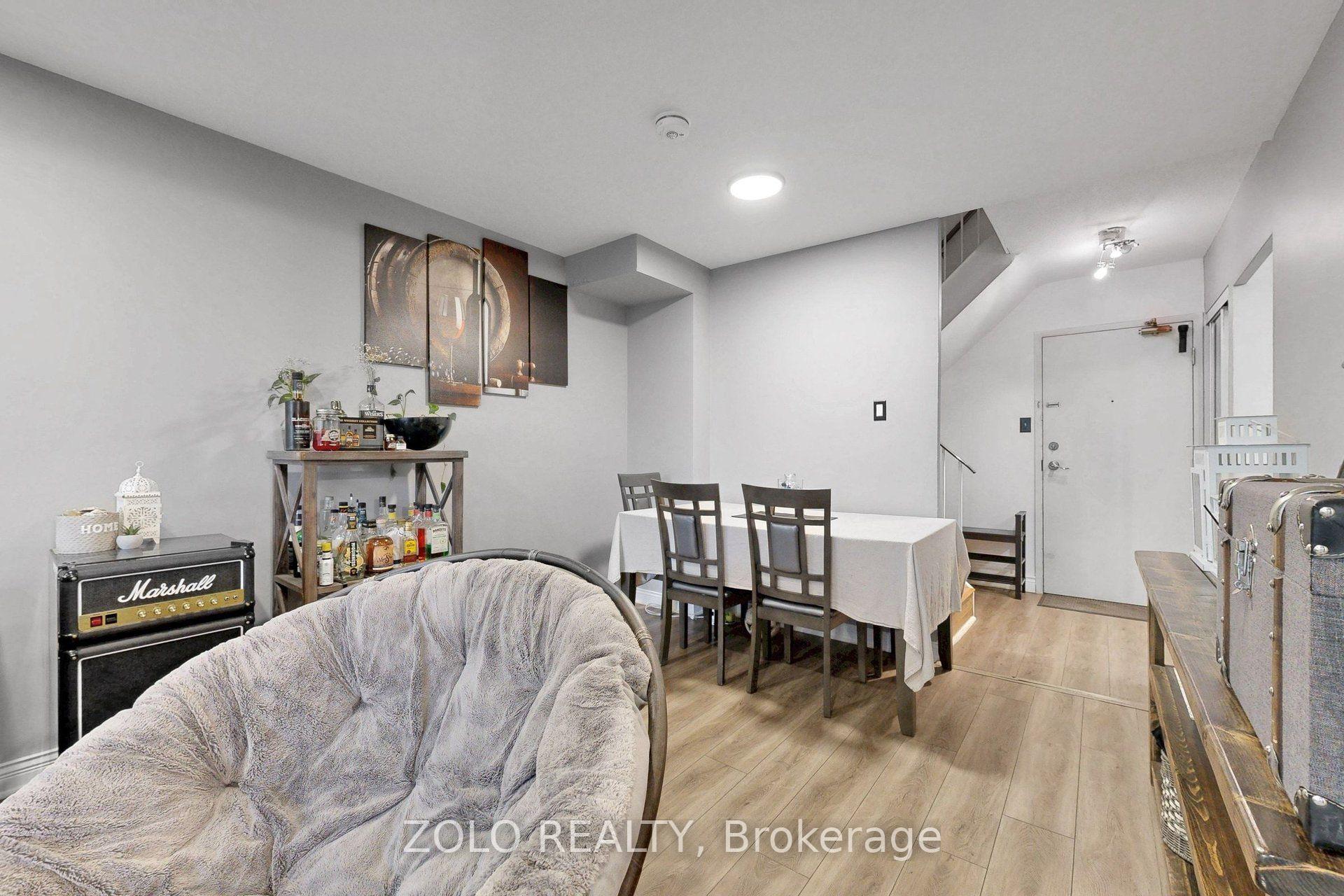 Photo 11 of Unit 247C, 2 Valhalla Inn Road, Etobicoke, Islington-City Centre West — HOMEH