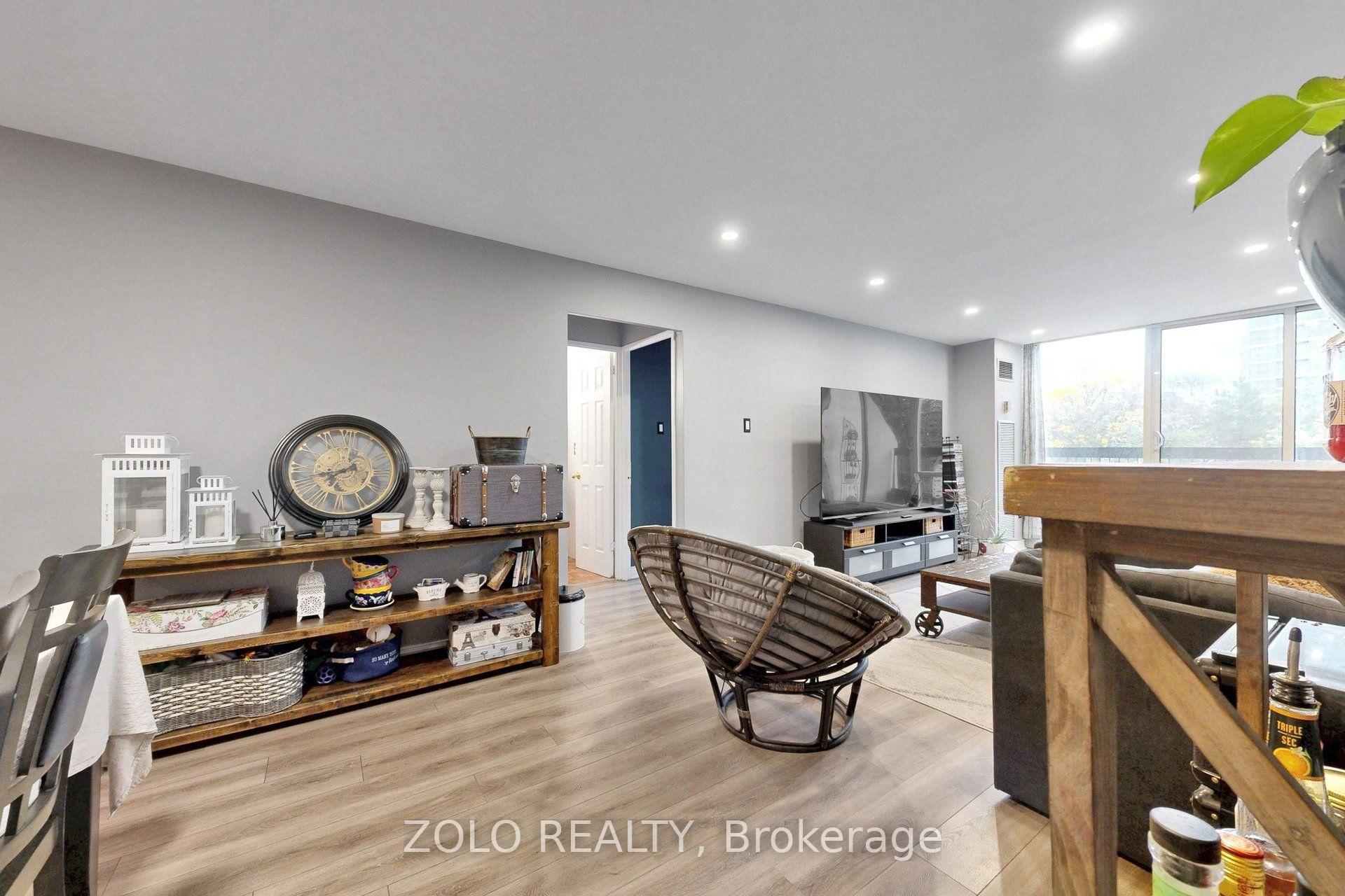 Photo 16 of Unit 247C, 2 Valhalla Inn Road, Etobicoke, Islington-City Centre West — HOMEH