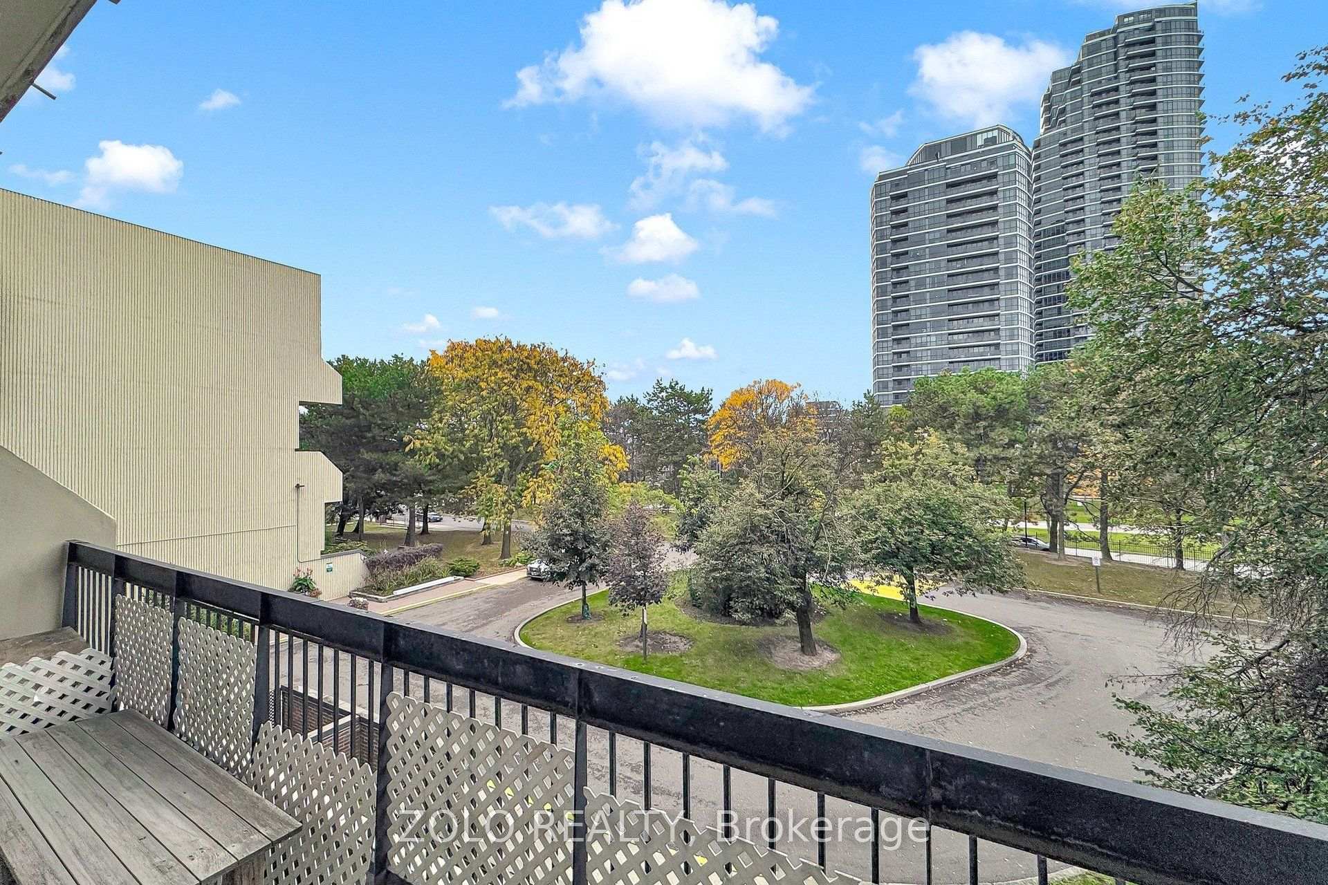 Photo 44 of Unit 247C, 2 Valhalla Inn Road, Etobicoke, Islington-City Centre West — HOMEH