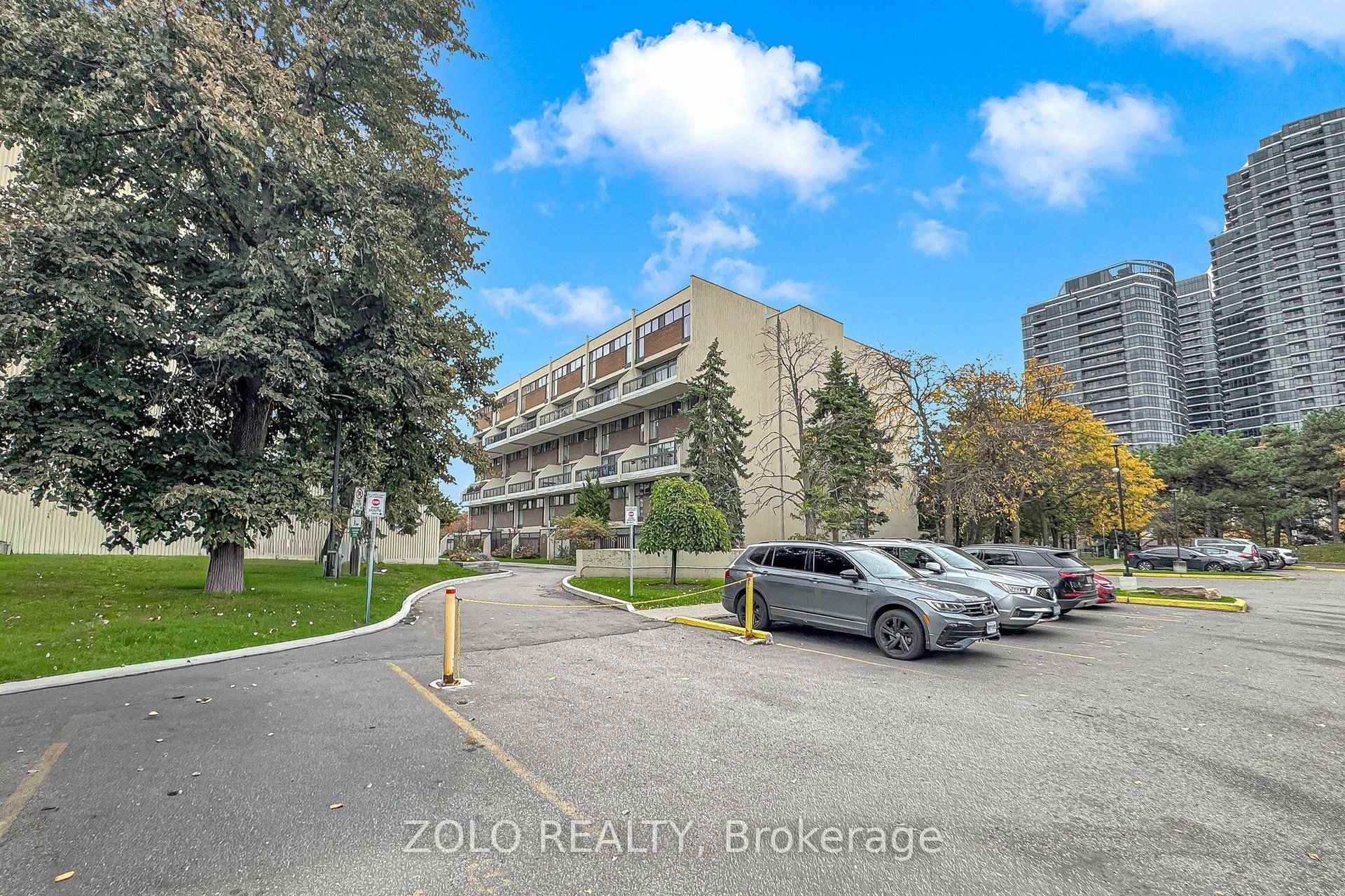 Photo 46 of Unit 247C, 2 Valhalla Inn Road, Etobicoke, Islington-City Centre West — HOMEH